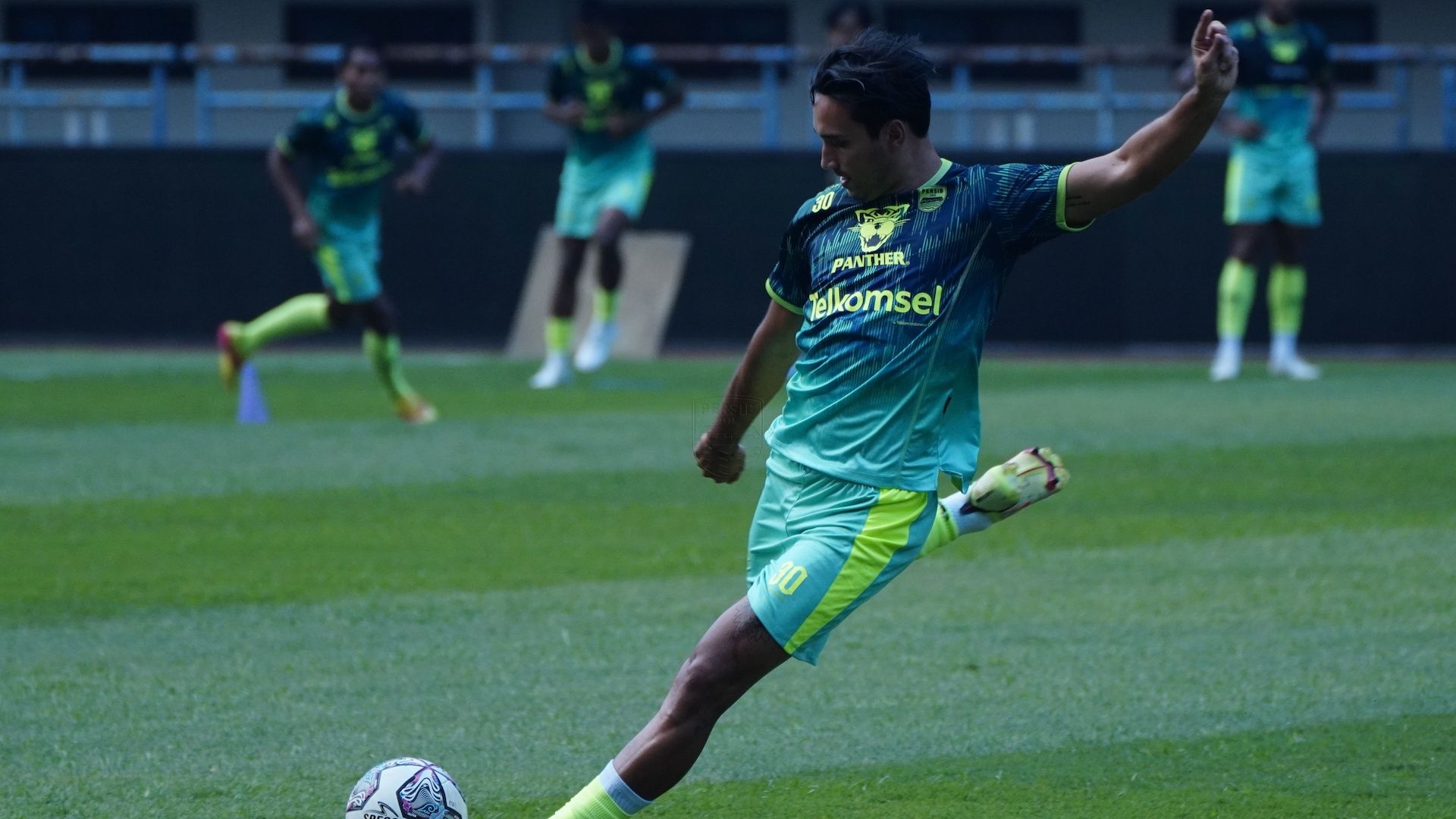 Ezra Walian - Persib Bandung