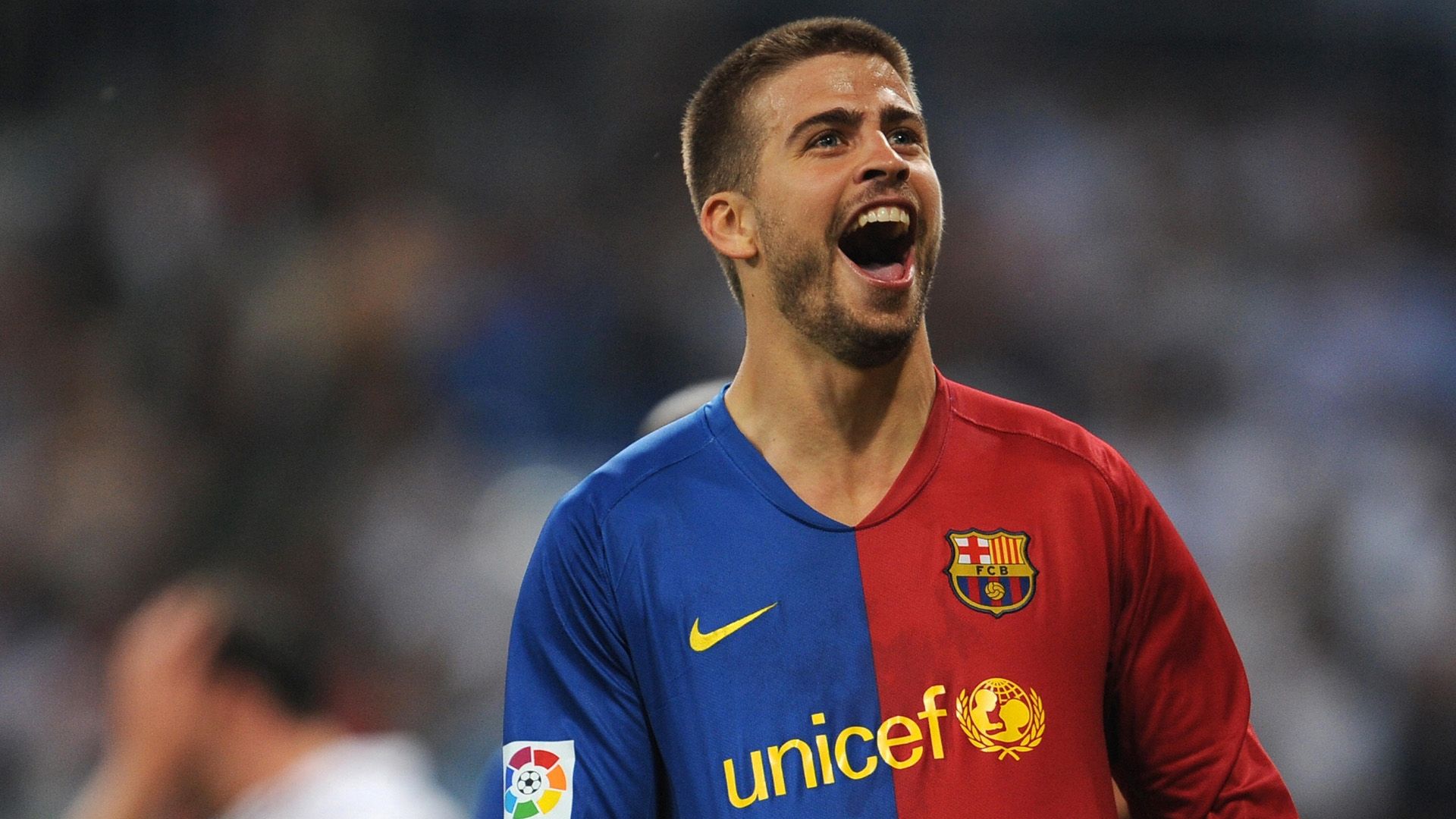 gerard pique fc barcelona 2009