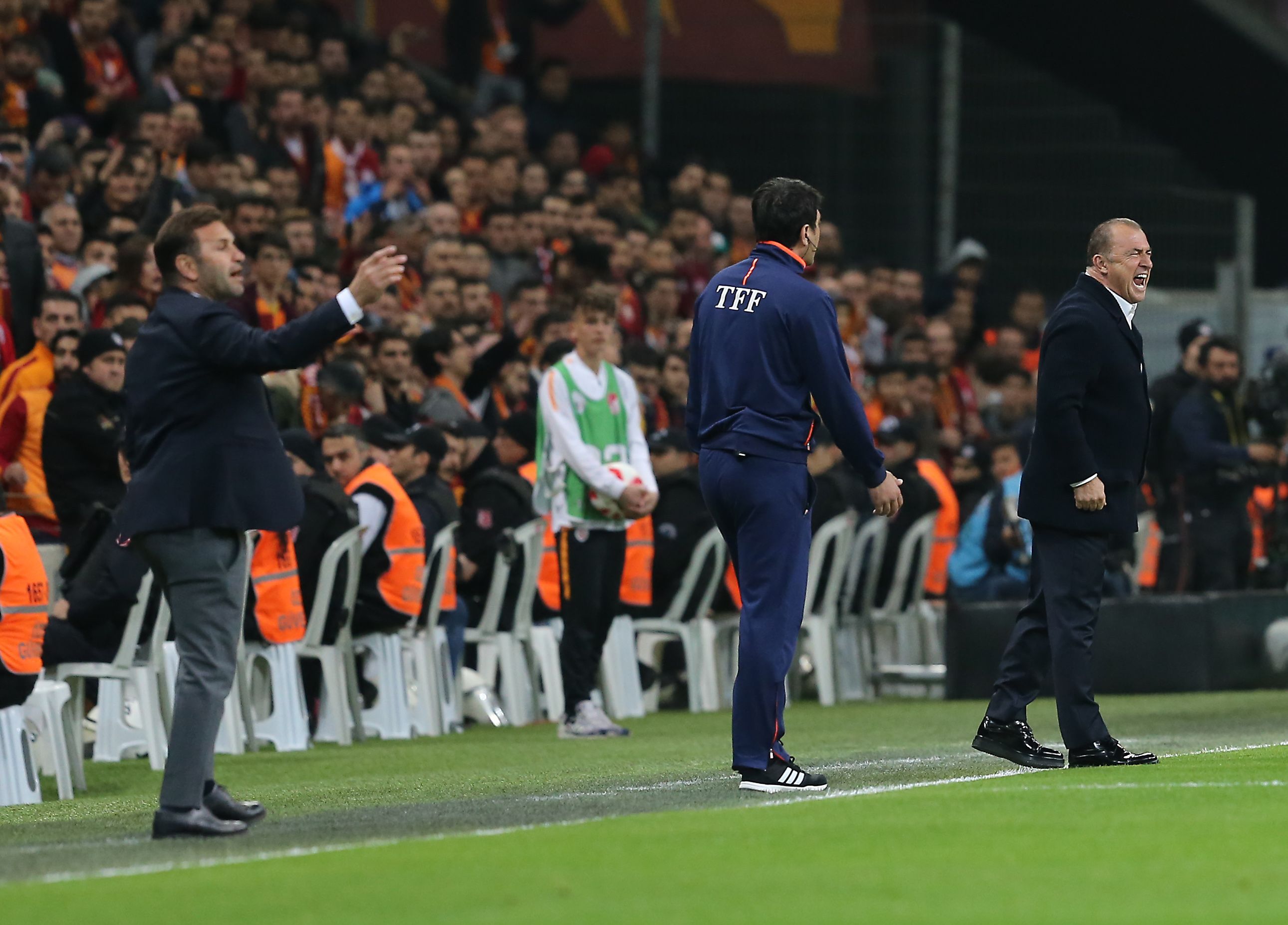 Okan Buruk Fatih Terim Galatasaray Akhisarspor 04/18/18