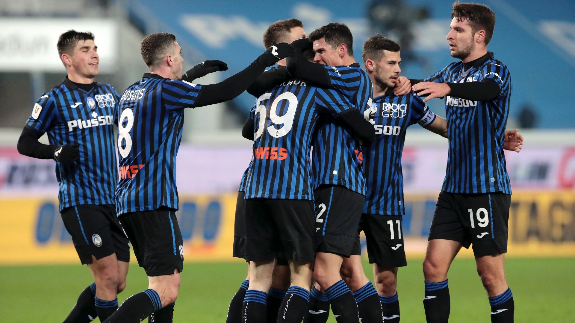 Miranchuk - Atalanta celebrating