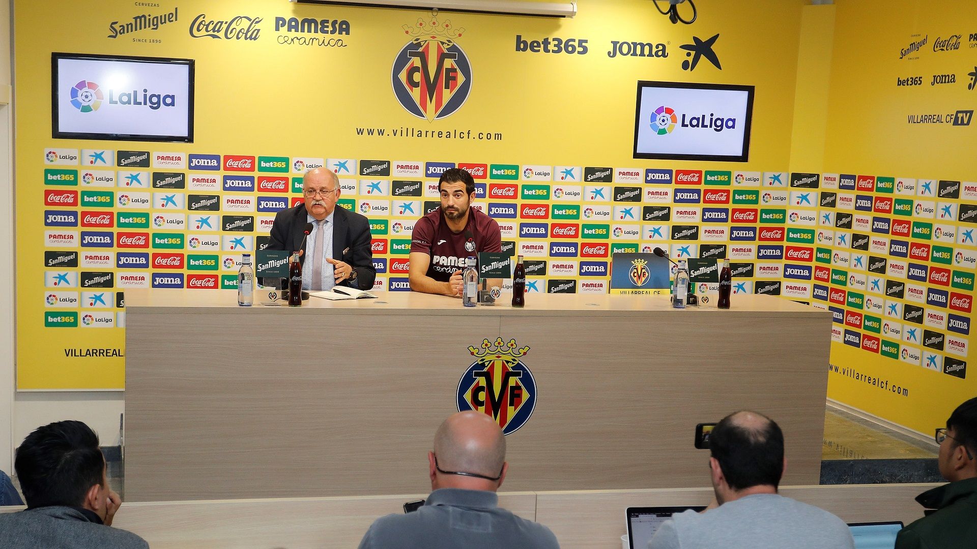 Hola Espana - Villarreal - Raul Albiol