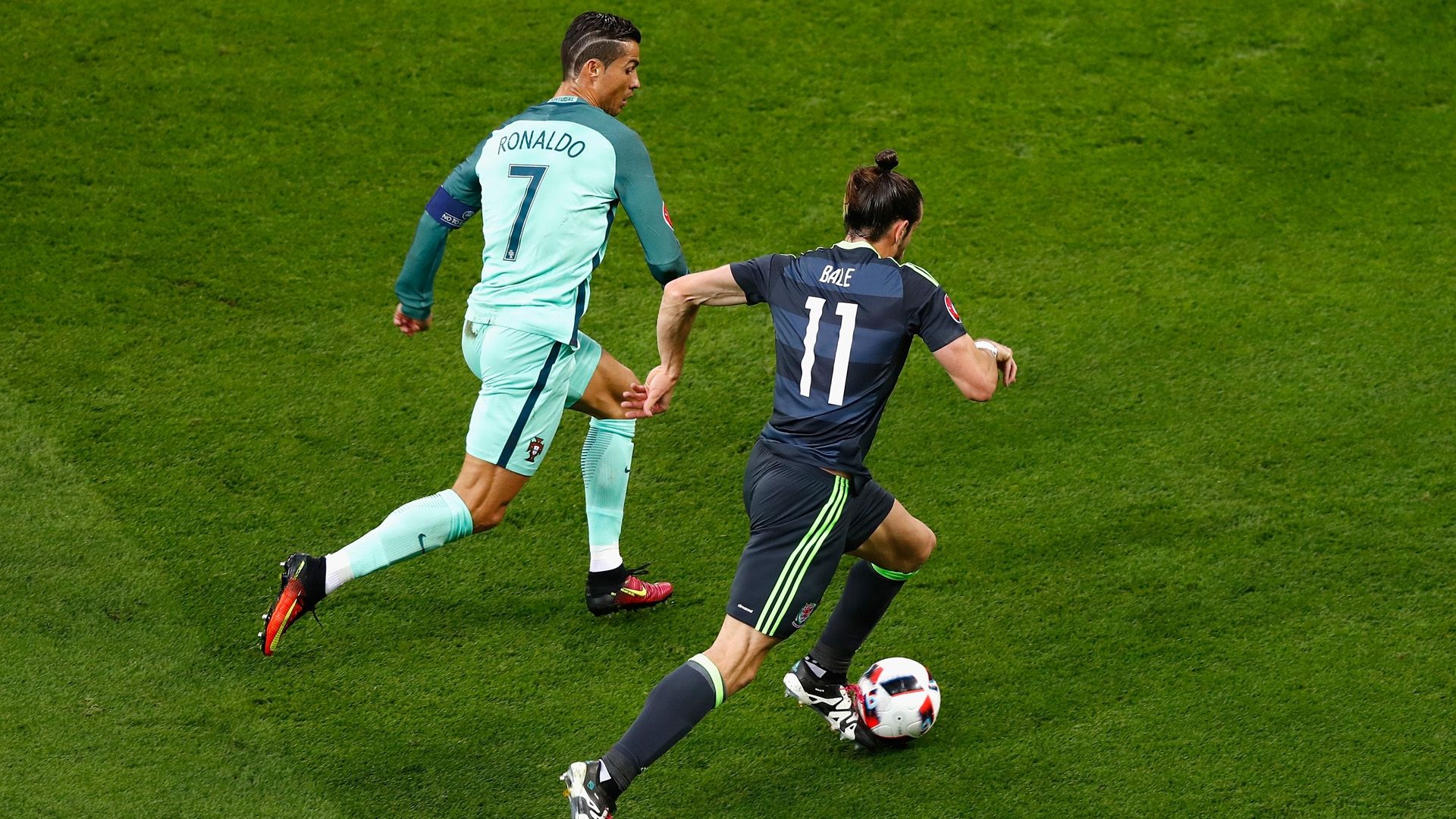Cristiano Ronaldo Gareth Bale Portugal Wales EURO 2016 06072016