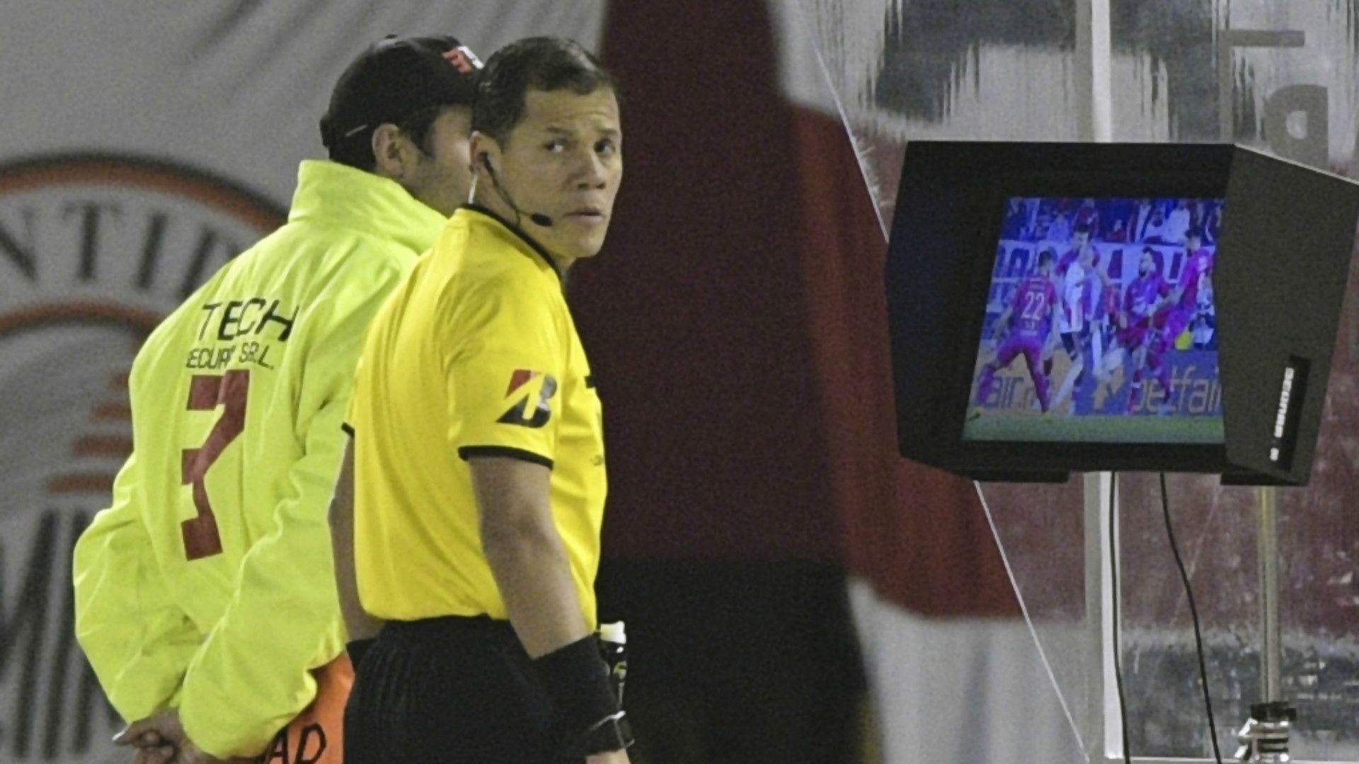 Victor Carrillo VAR River Cerro Porteno Copa Libertadores 22082019