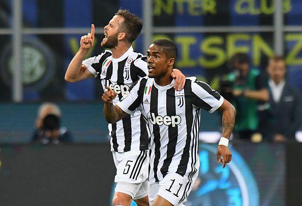 Miralem Pjanic & Douglas Costa