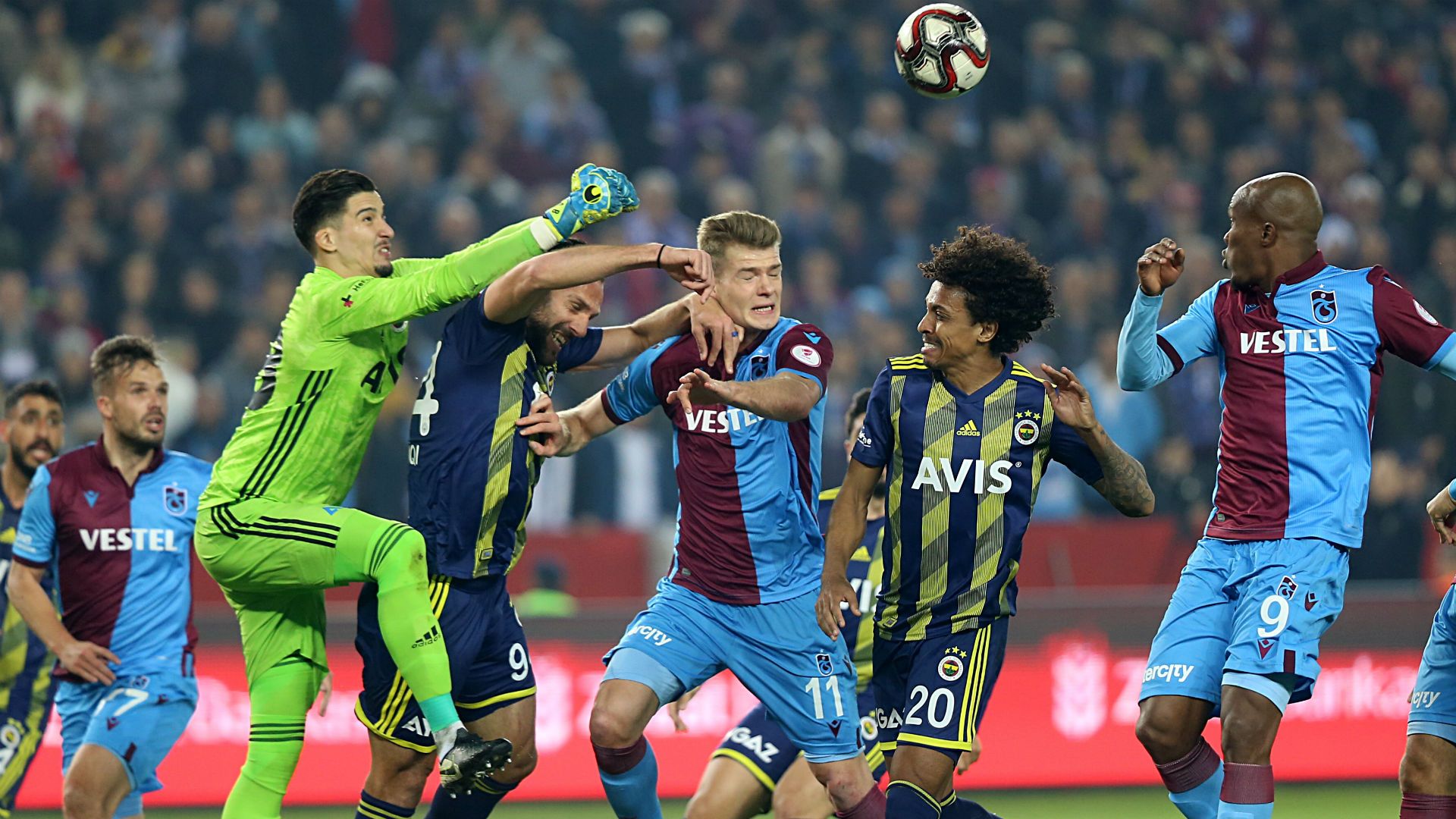 Trabzonspor v Fenerbahce Cup 03032020