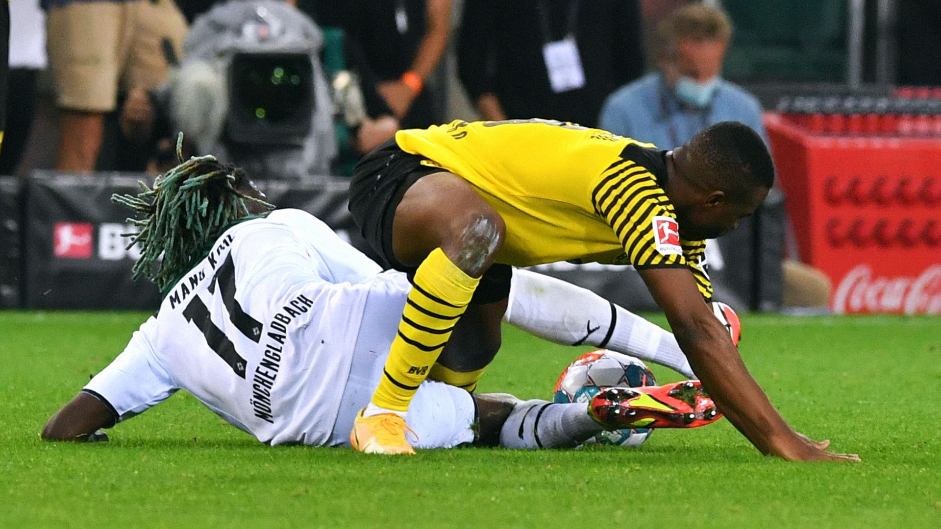 YOUSSOUFA MOUKOKO BORUSSIA DORTMUND 25092021