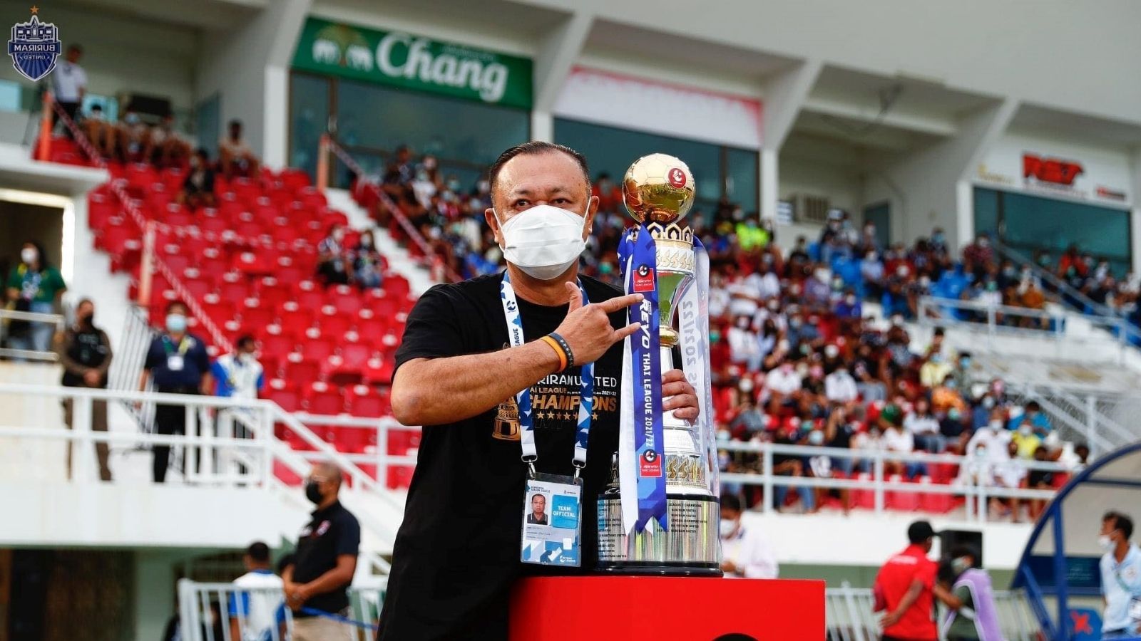 เนวิน ชิดชอบ