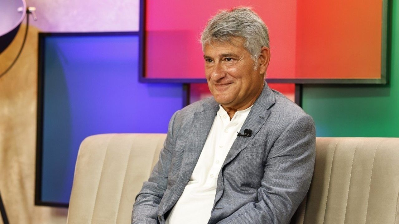 Cleber Machado, narrador da Record, em 2023