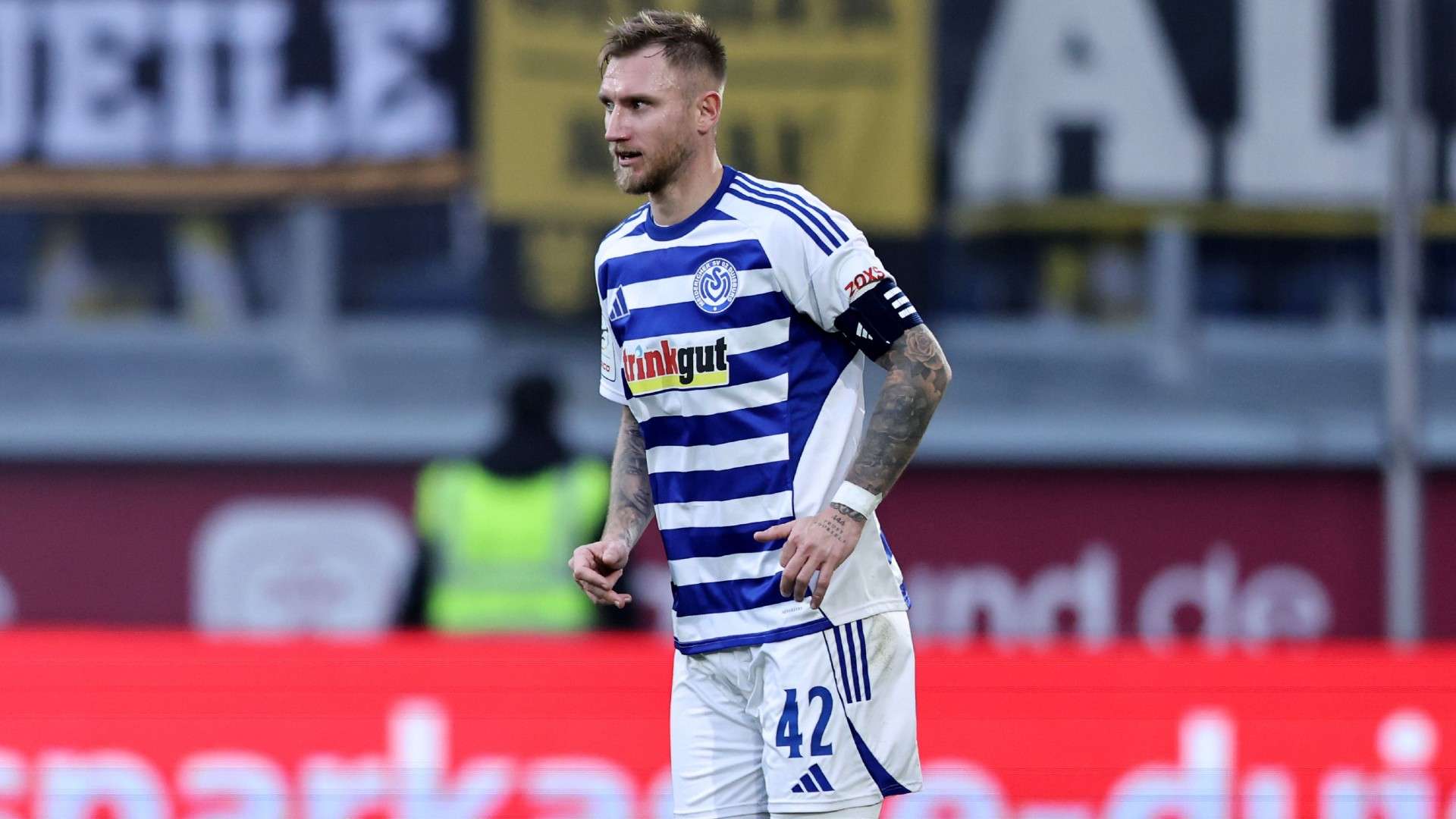 Alexander Hahn of MSV Duisburg