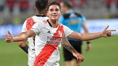 julian alvarez colon river plate trofeo de campeones 18122021