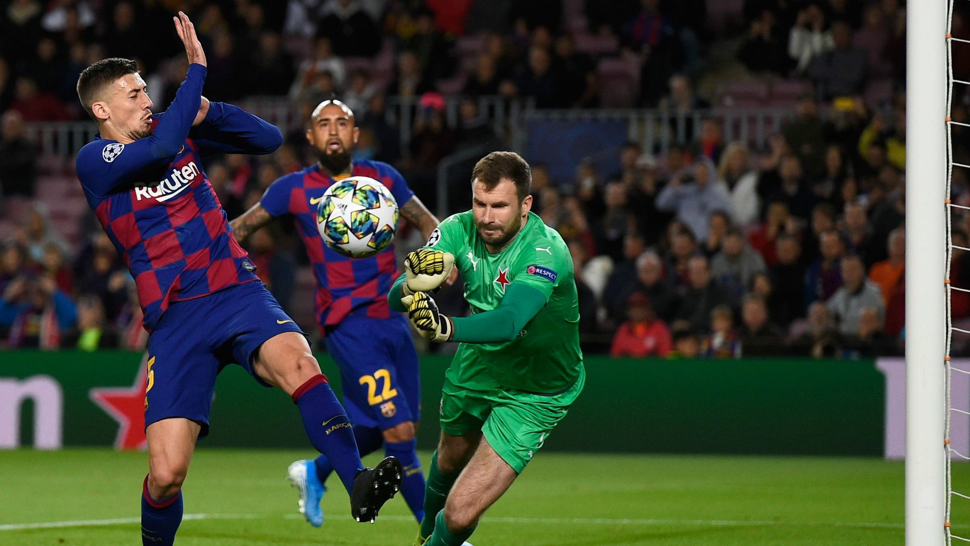 Lenglet Barcelona Slavia Praga Champions League