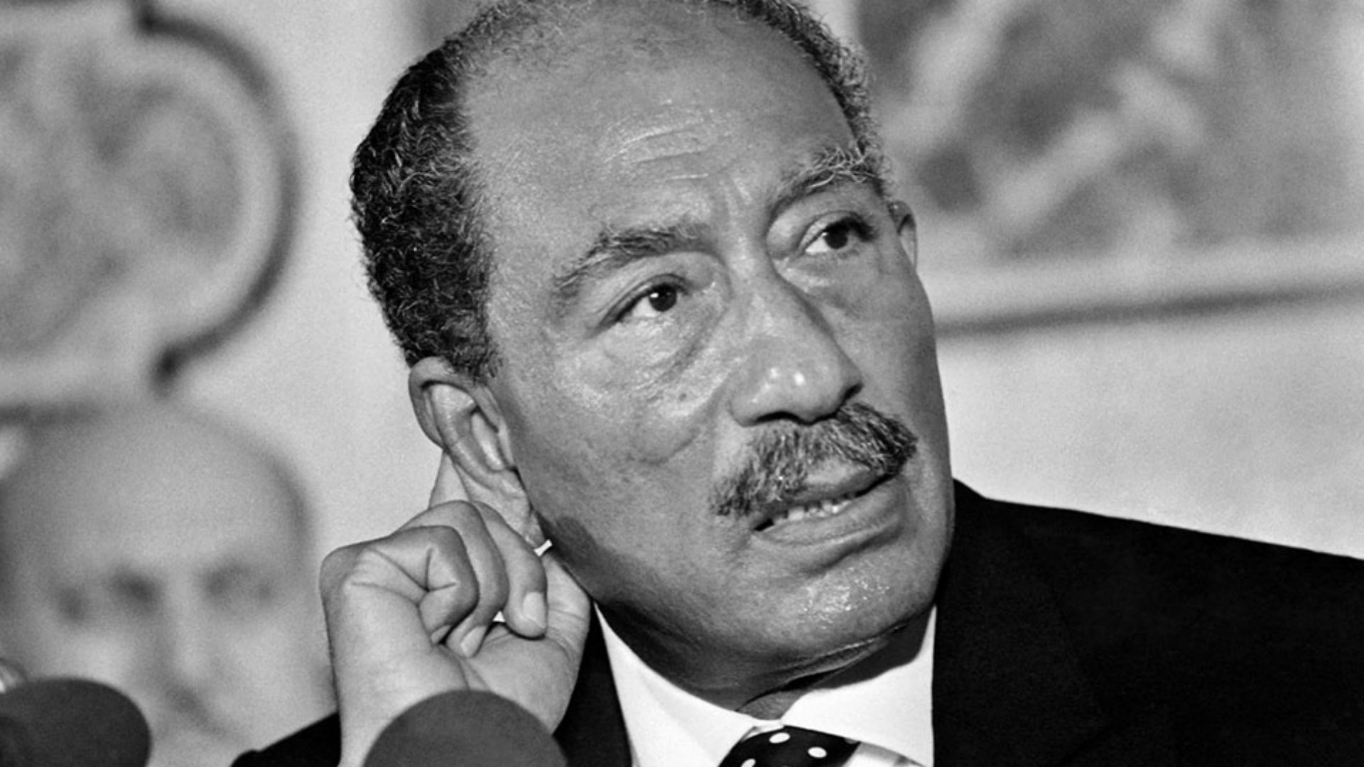 محمد أنور السادات