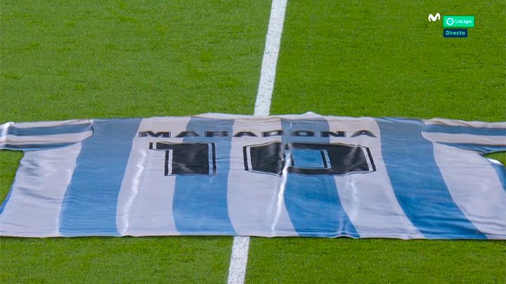 CAMISETA MARADONA 28112020