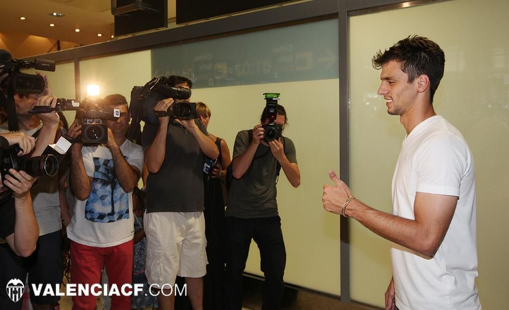 Rodrigo Caio Valencia 2015