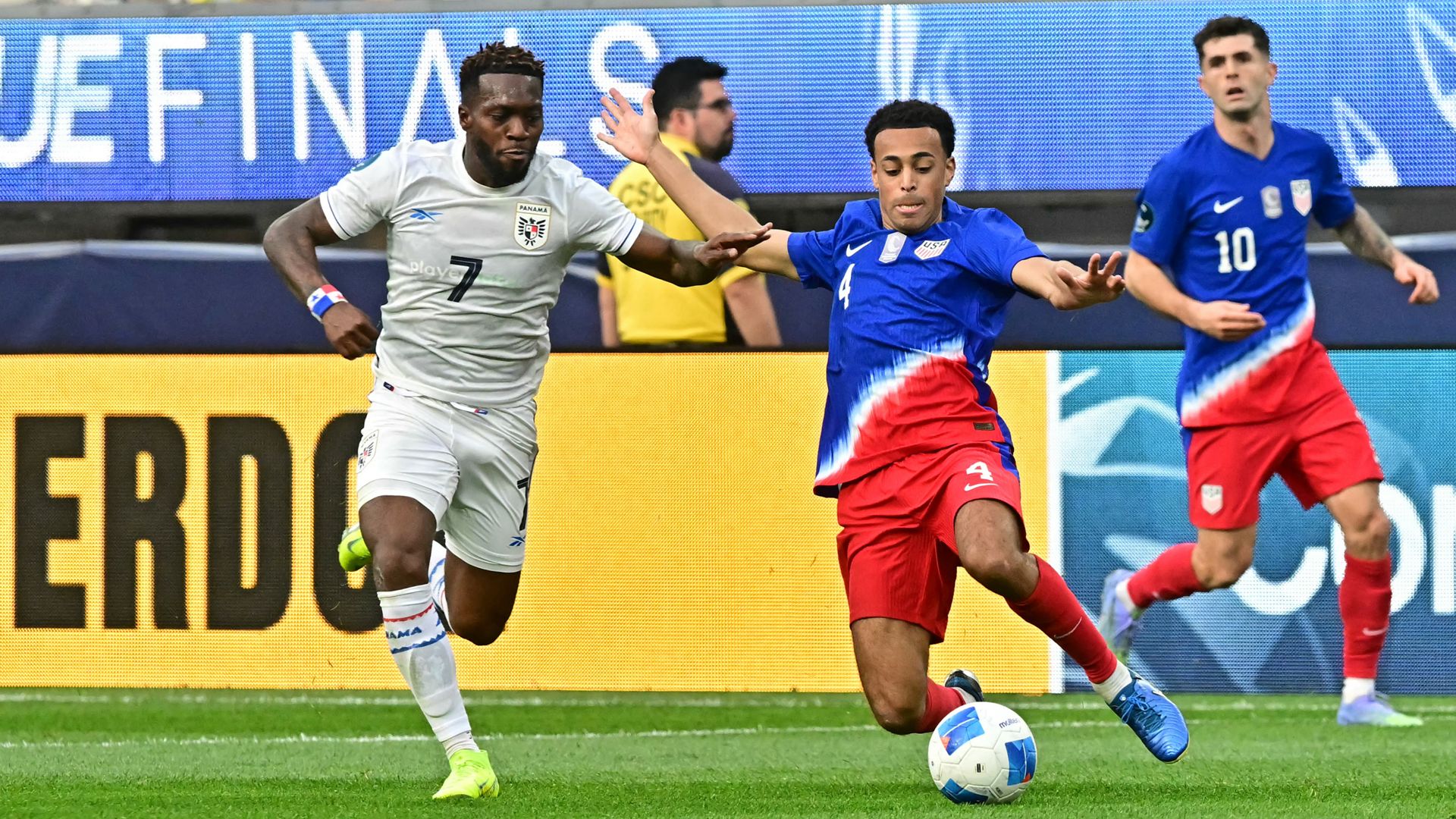 Tyler Adams USMNT 2025