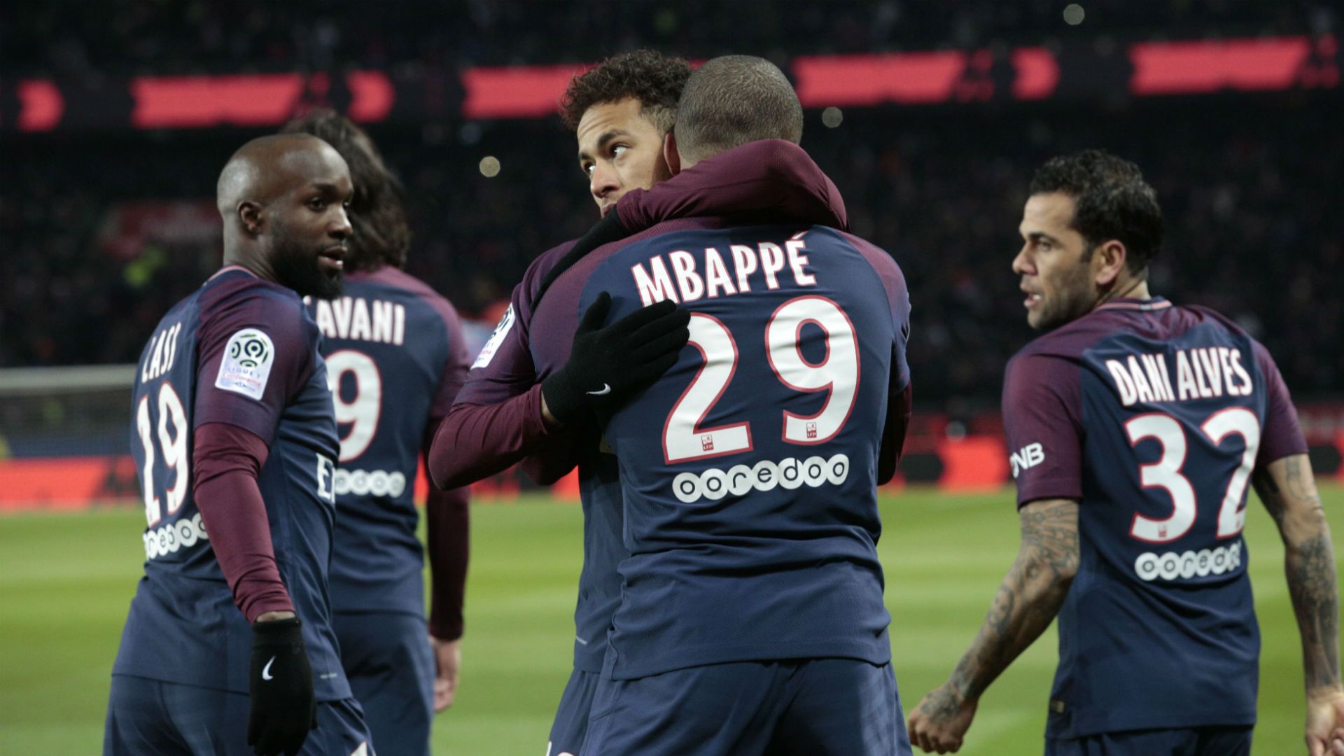 Kylian Mbappe Neymar PSG OM Ligue 1 25022018.jpg