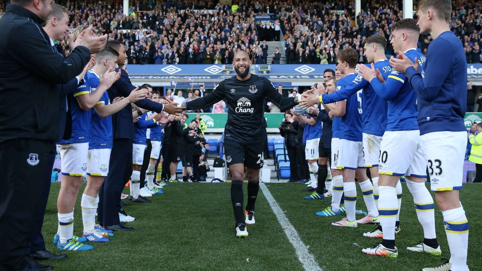 Howard Everton send-off