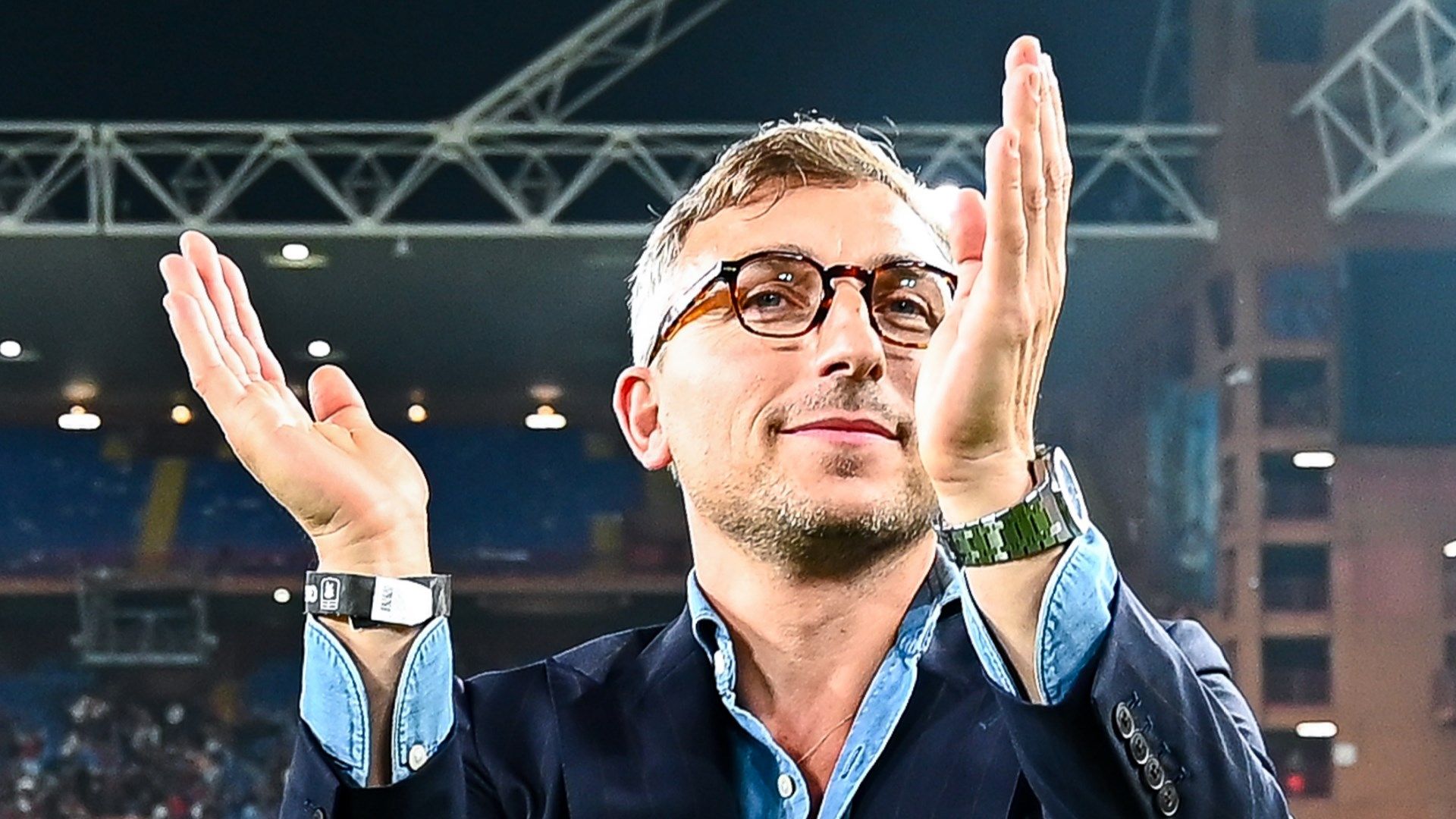 manfredi sampdoria 2024 25 applaude