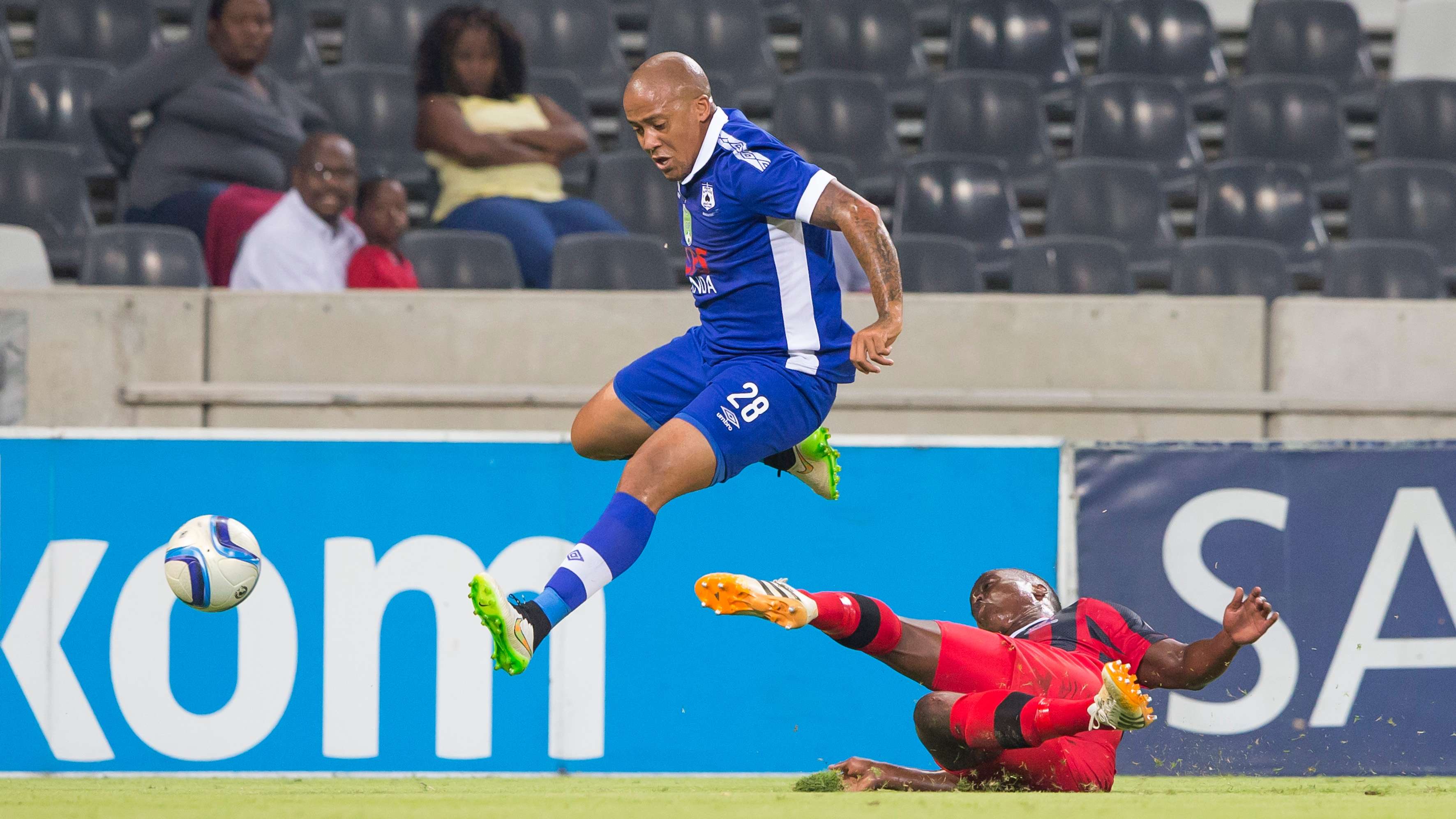 Dino Ndlovu: Former Bafana Bafana striker ready to help Kaizer Chiefs - 'Who can say no to Amakhosi?' | Goal.com