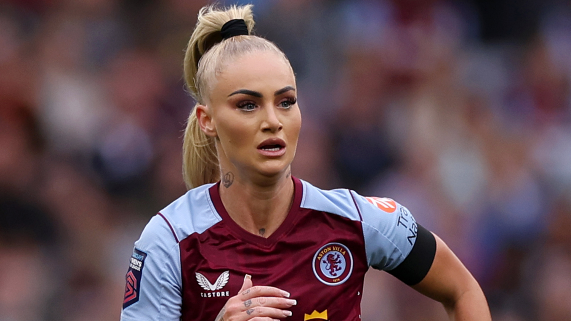 WATCH: What makes Alisha Lehmann tick? Aston Villa star plays This or  That as forward reveals thoughts on Christmas films, day vs night games  and favourite Villans kit | Goal.com