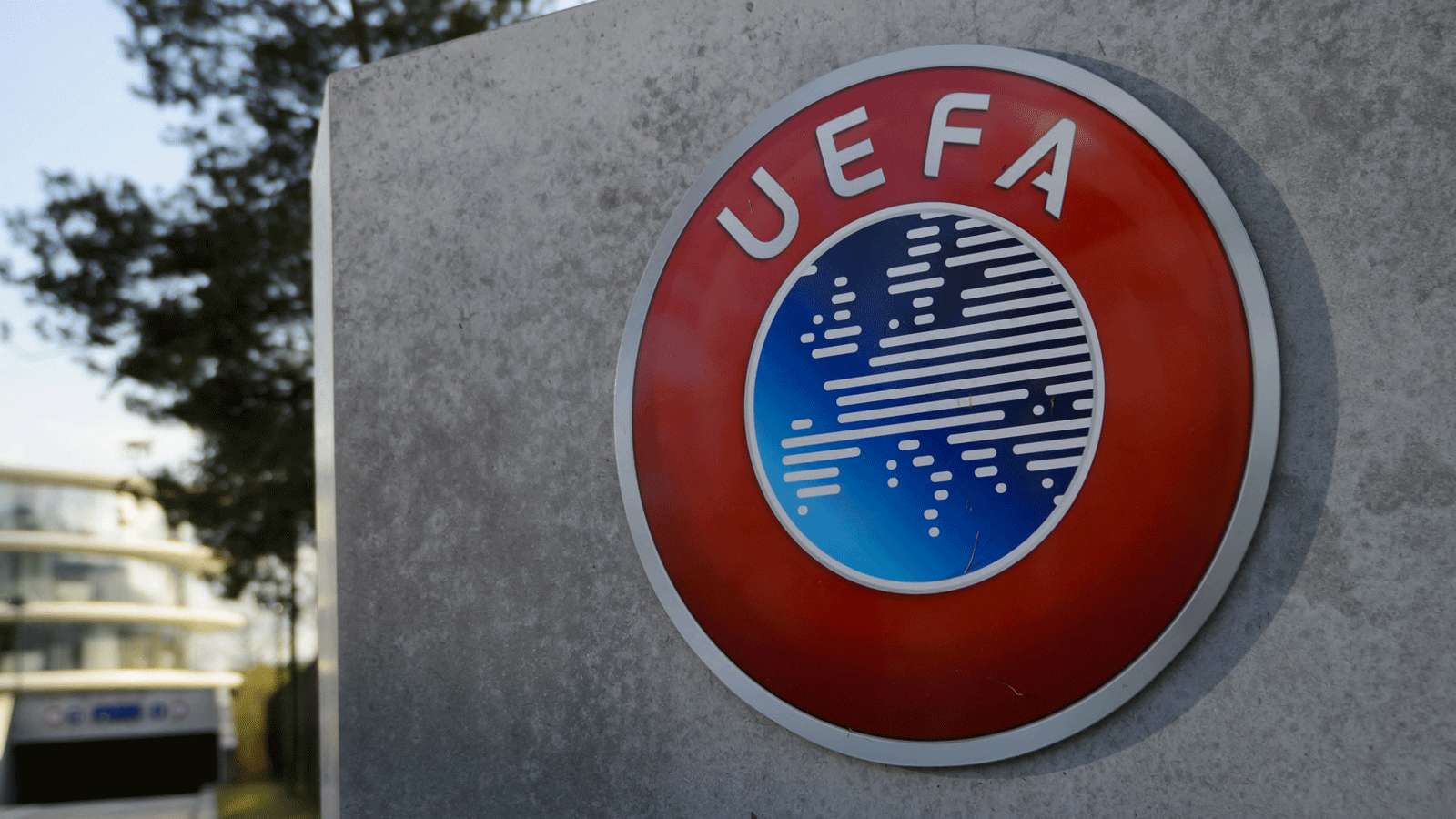 UEFA, Logo