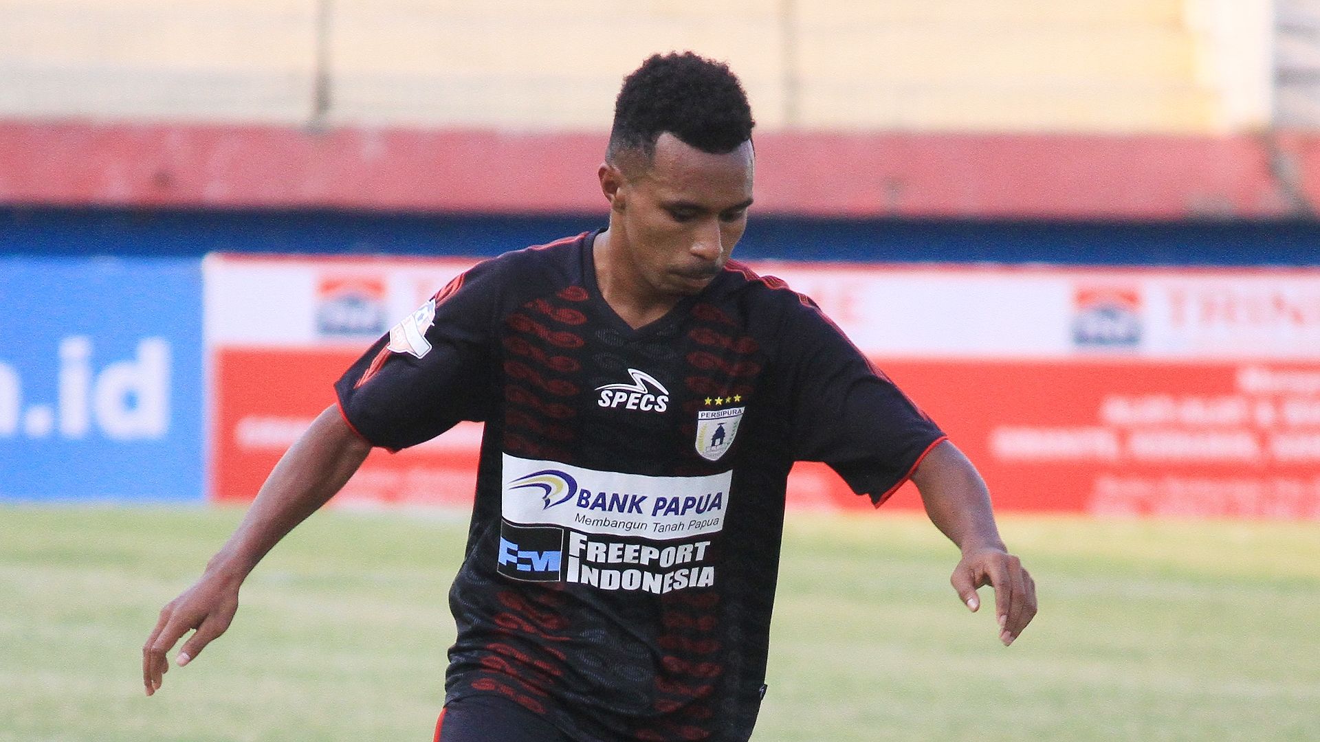 Pemain Persipura Jayapura Todd Rivaldo Ferre Dihukum Larangan Bermain Setahun | Goal.com Indonesia