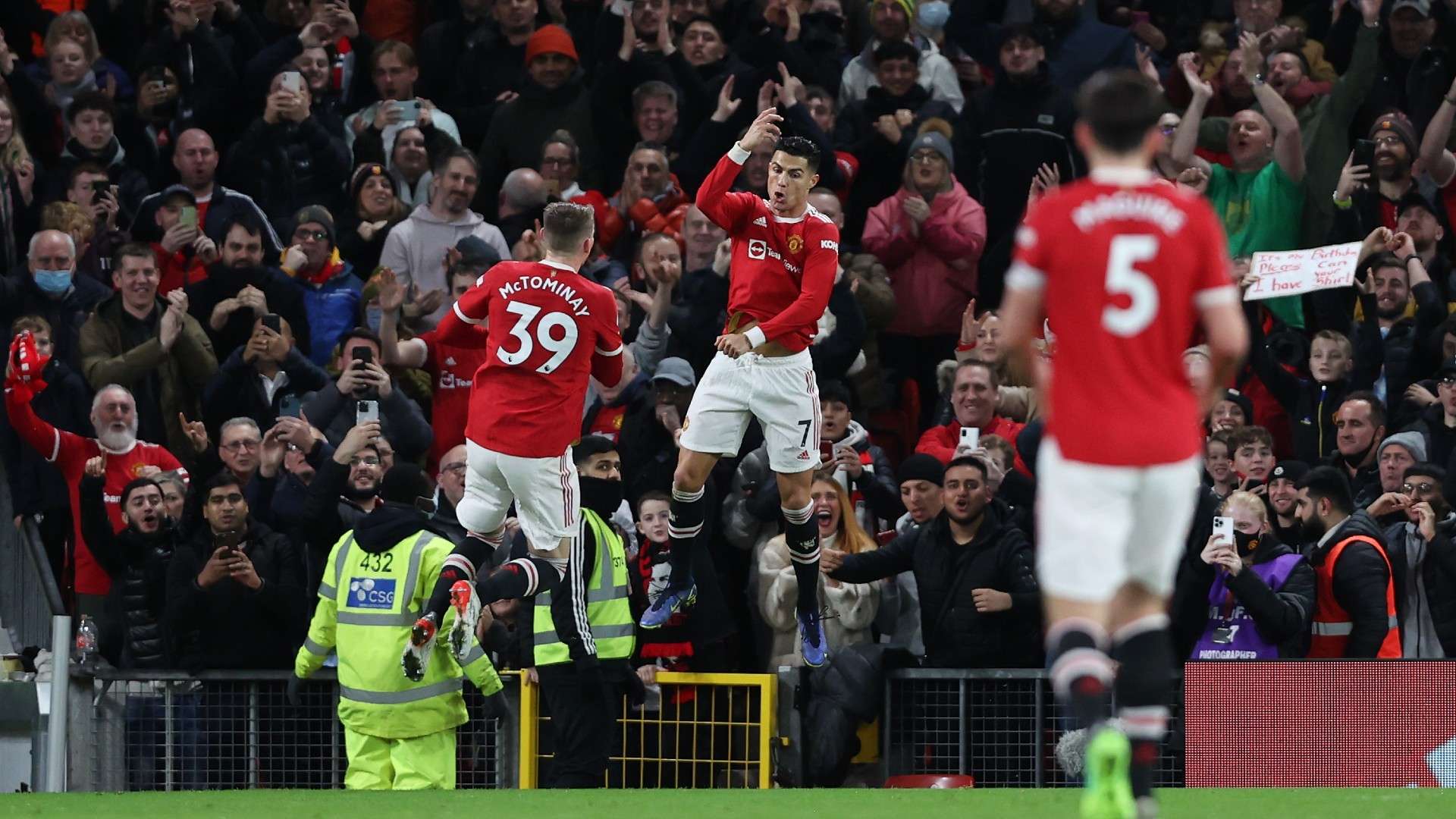 Ronaldo celebration Manchester United 2021