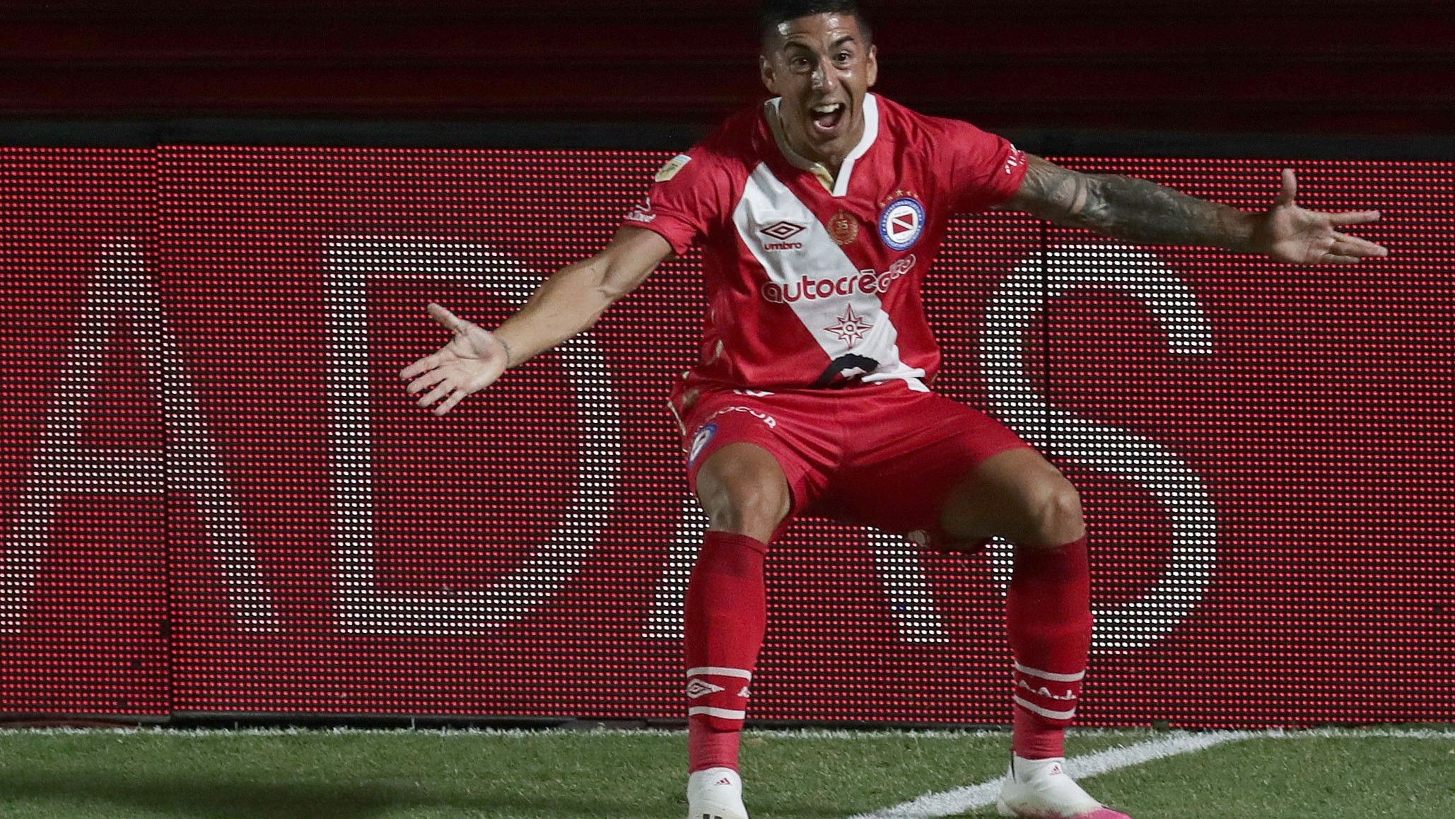 Argentinos Boca Copa Maradona Diego Sosa 090121