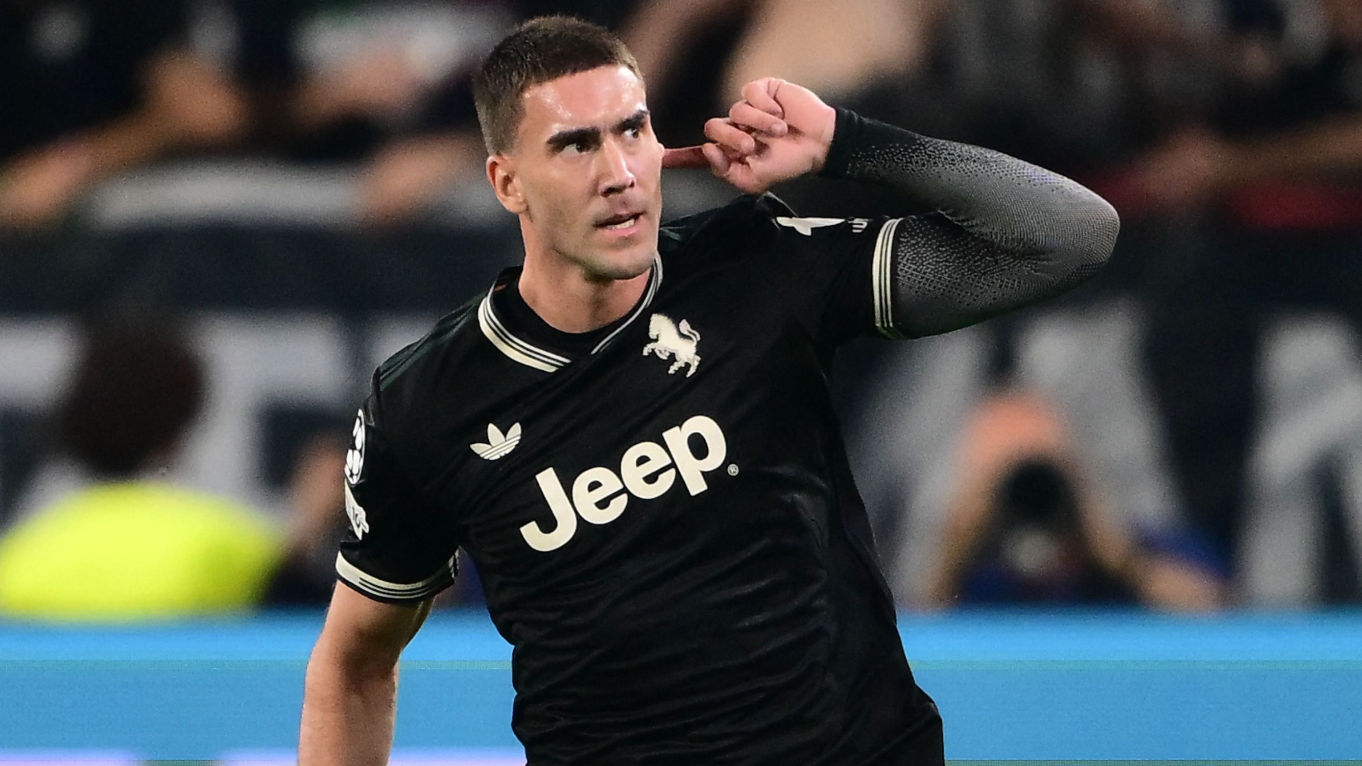 Vlahovic Juventus desktop