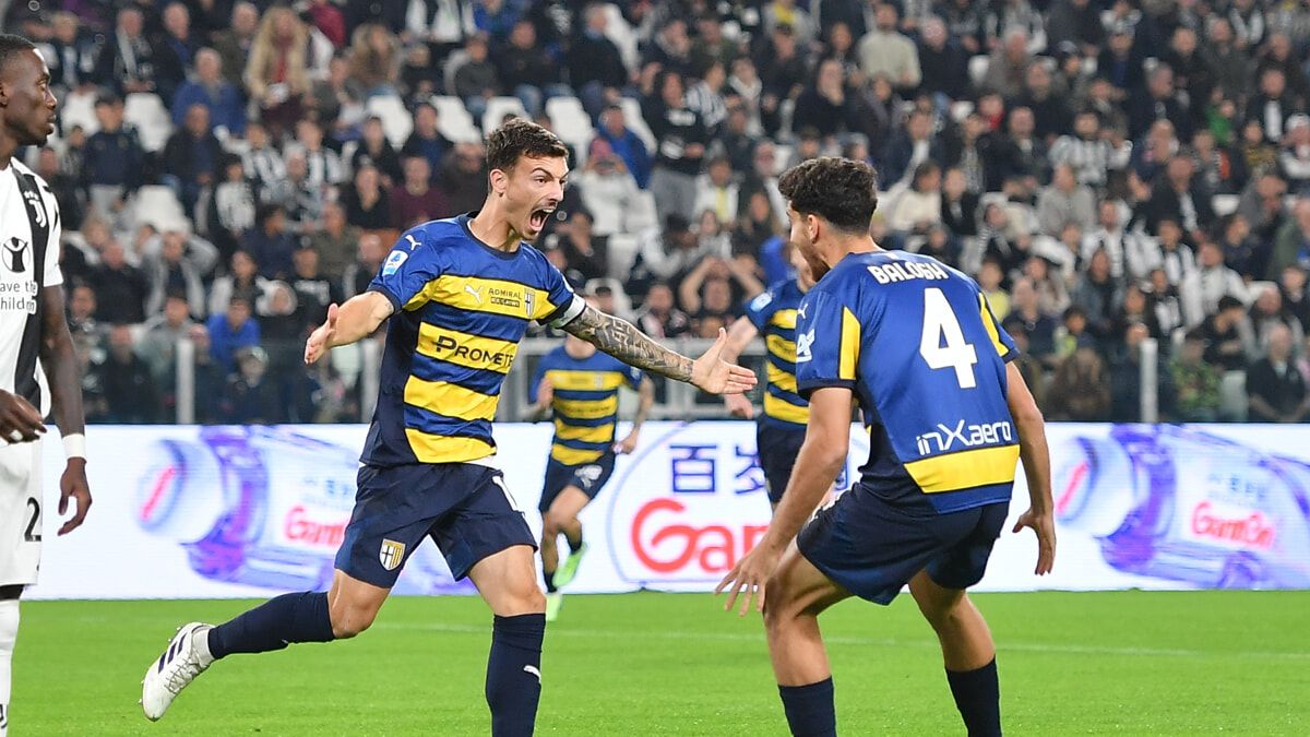 Botond Balogh Juventus v parma