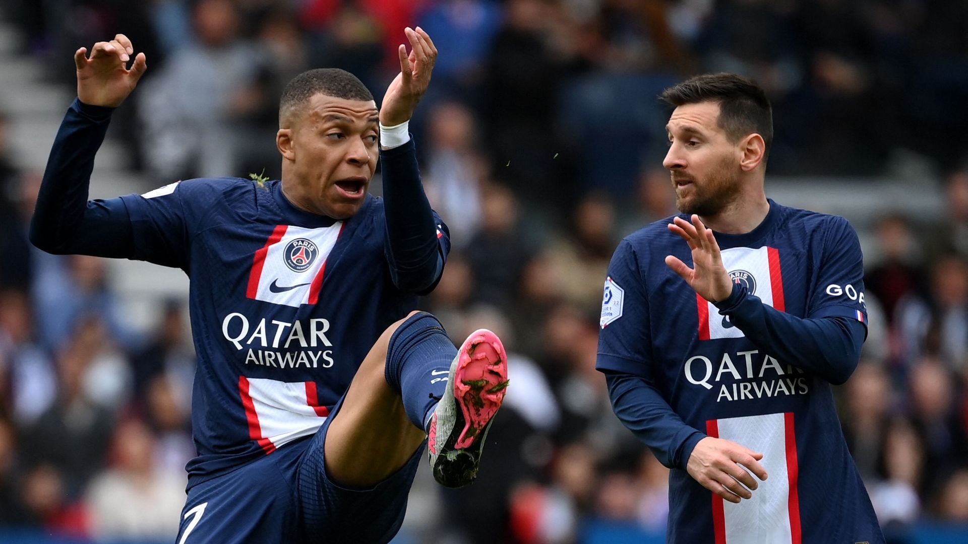 PSG Lorient Kylian Mbappé Lionel Messi