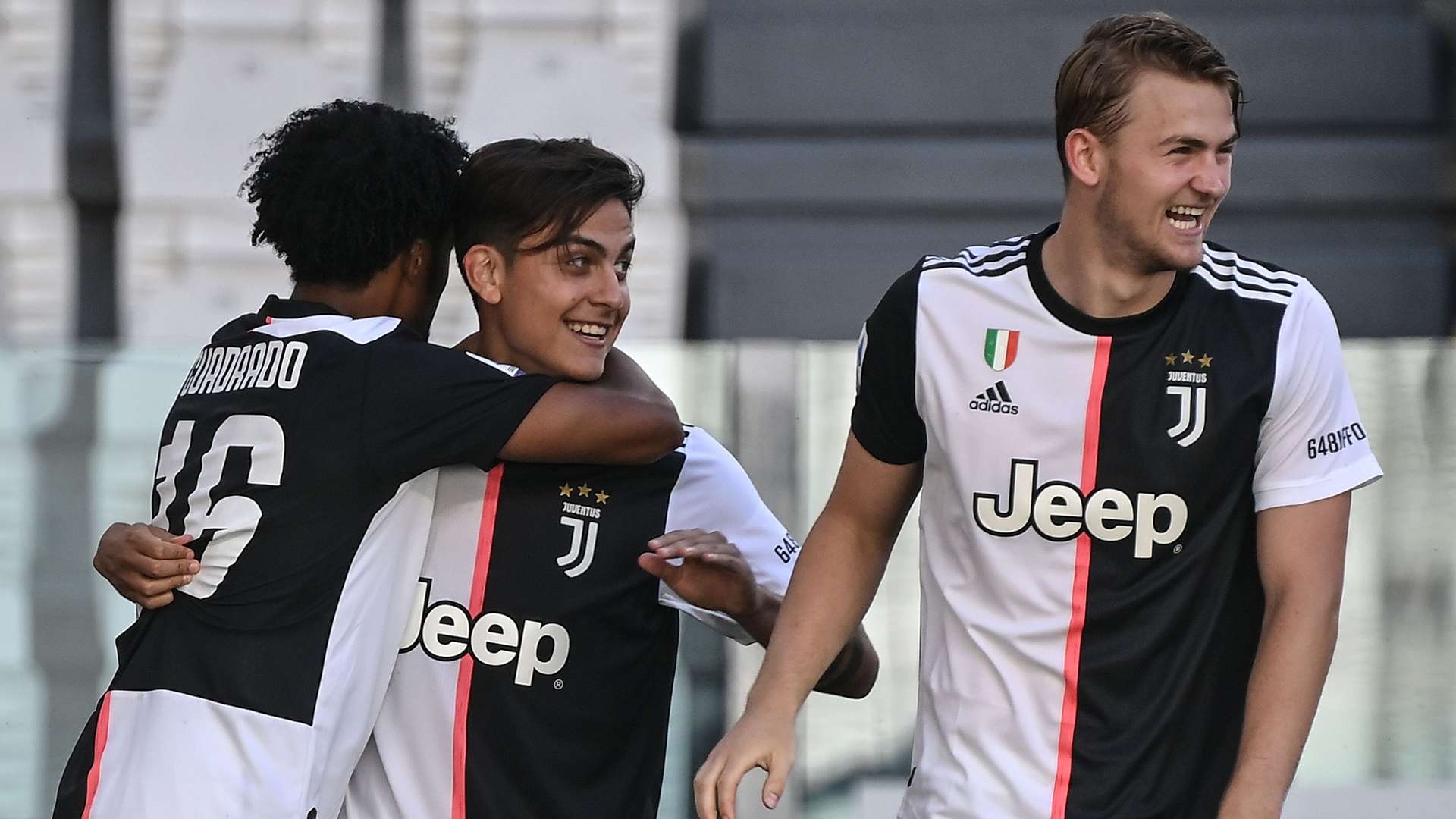 Juan Cuadrado Paulo Dybala Matthijs de Ligt Juventus 2019-20