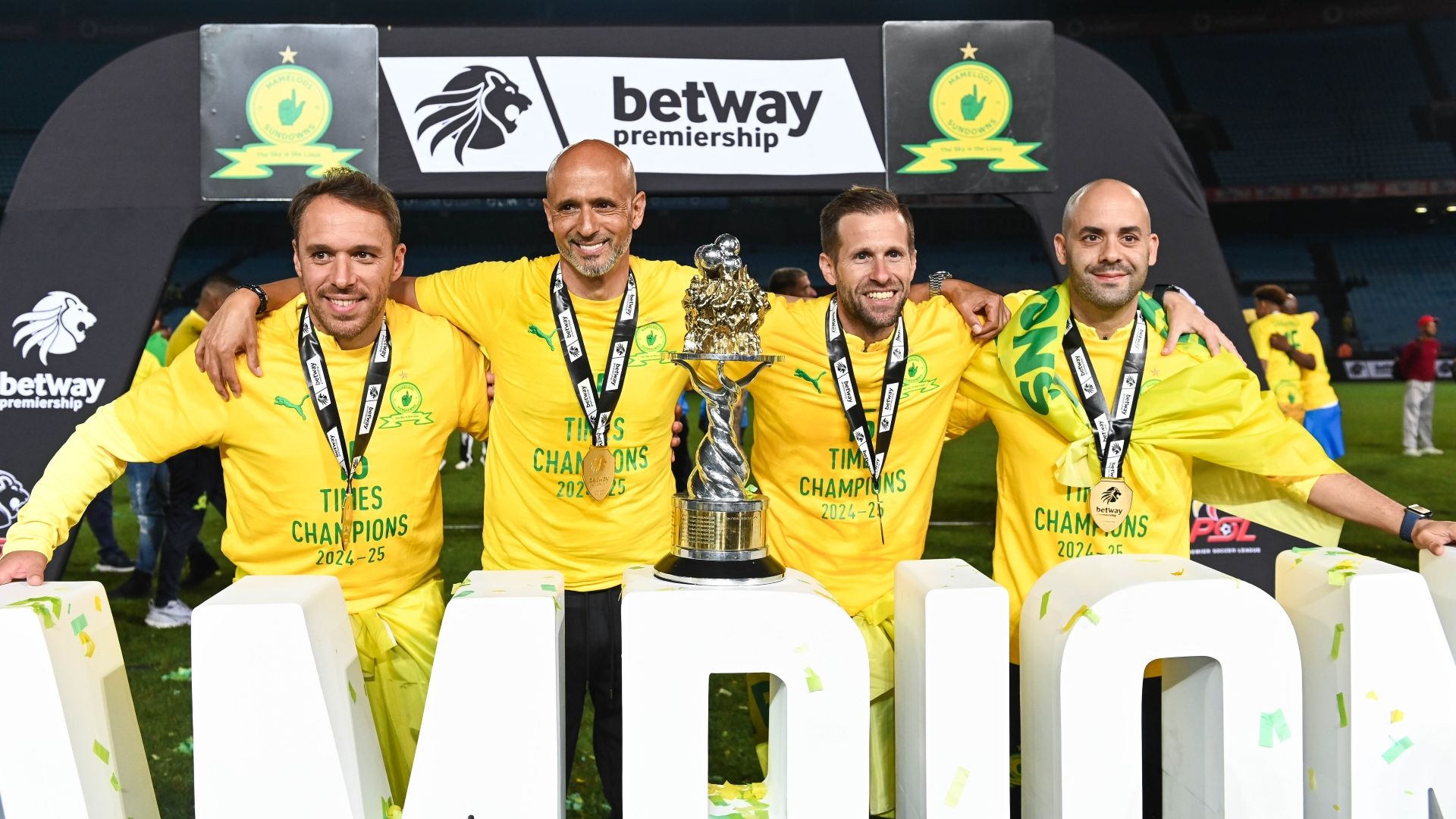 Miguel Cardoso, Mamelodi Sundowns