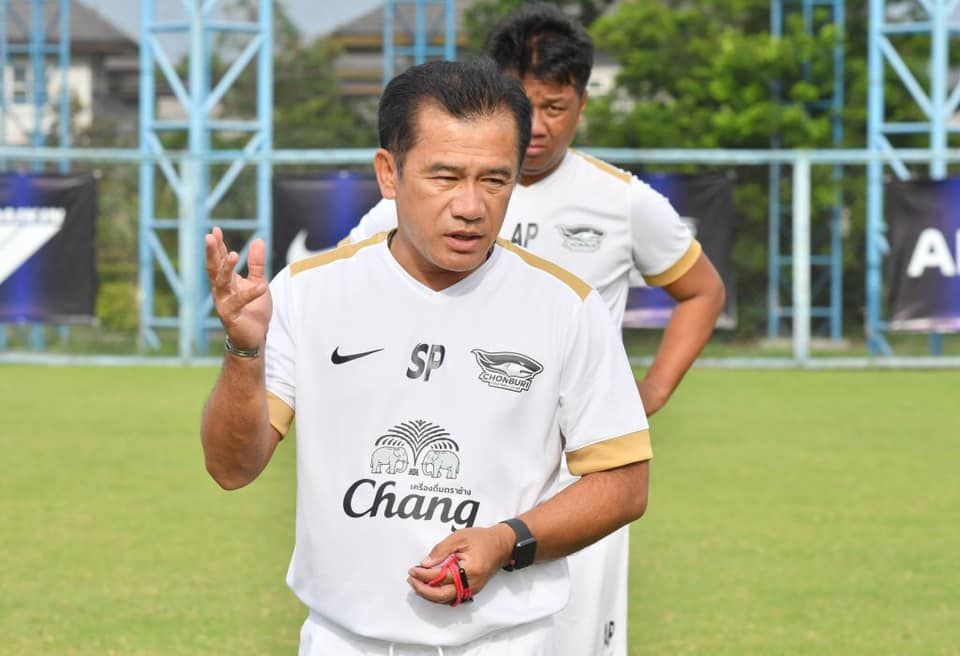 สะสม พบประเสริฐ