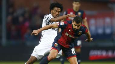 Juan Cuadrado Juventus vs Genoa 27112016