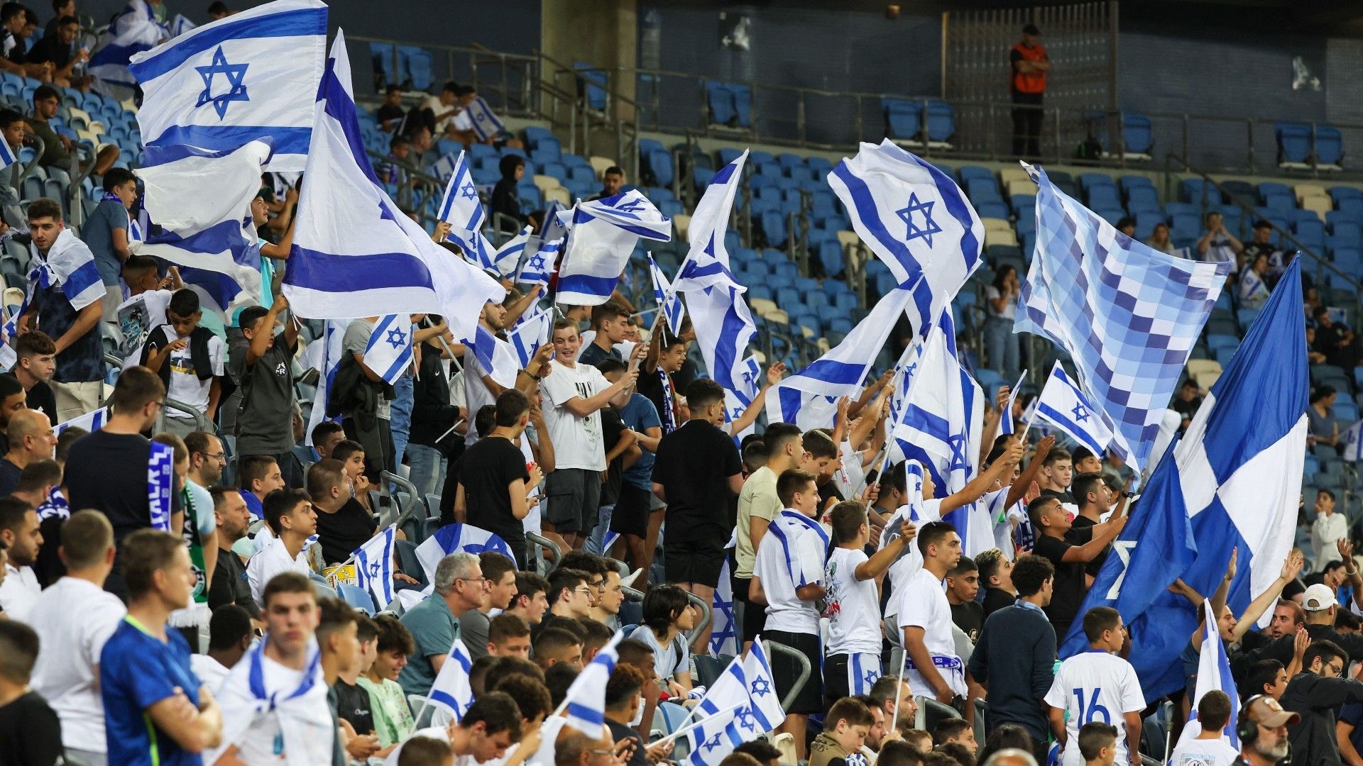 Israel fans