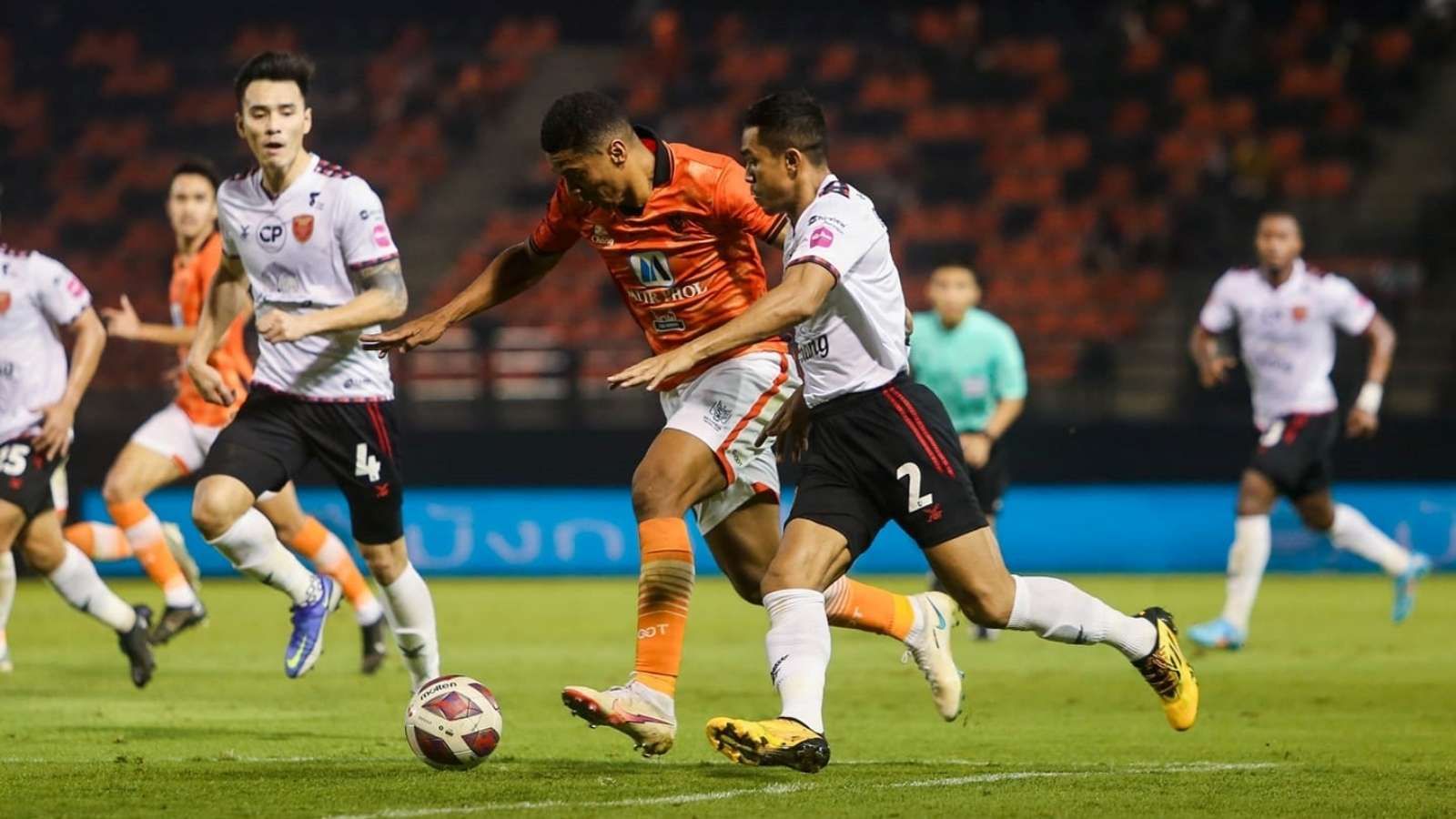 ราชบุรี มิตรผล - โปลิศ เทโร