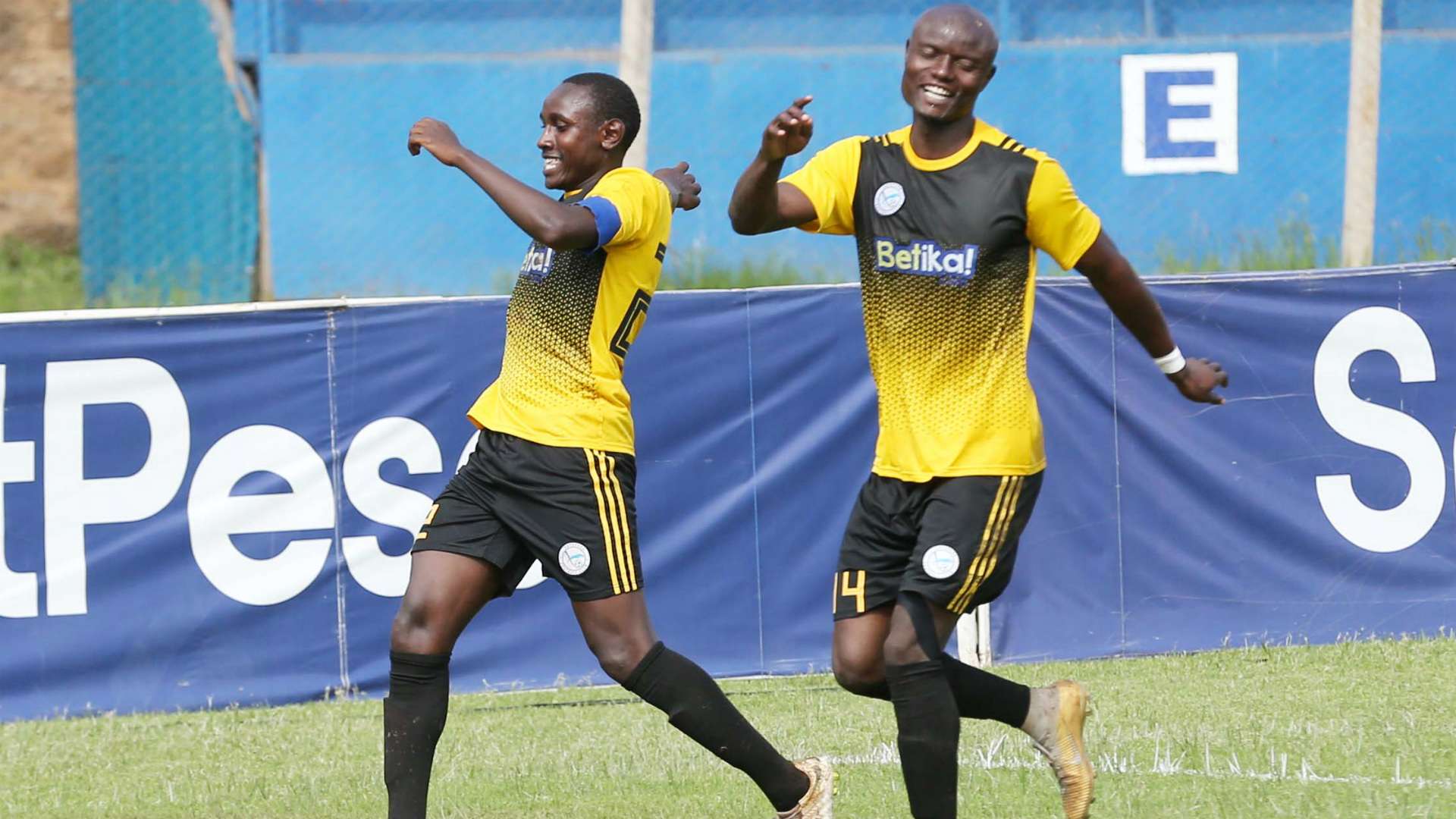 Sofapaka striker Stephen Waruru and Dennis Odhiambo.