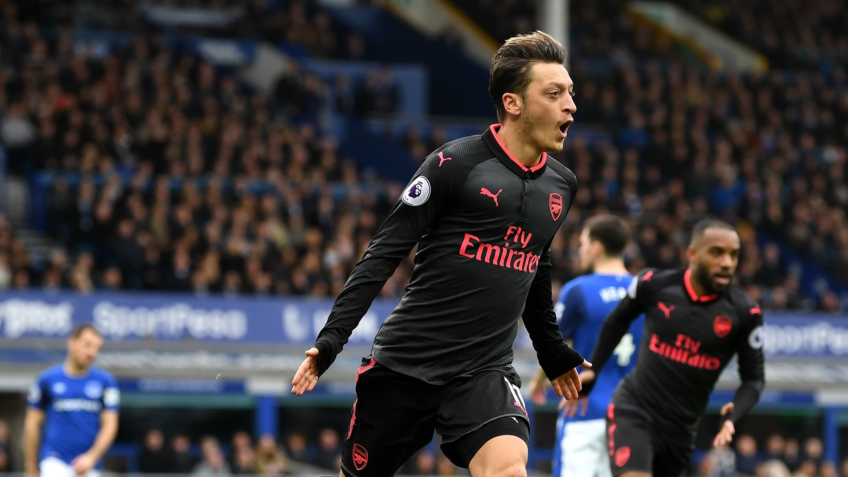 Mesut Ozil Arsenal Everton Premier League