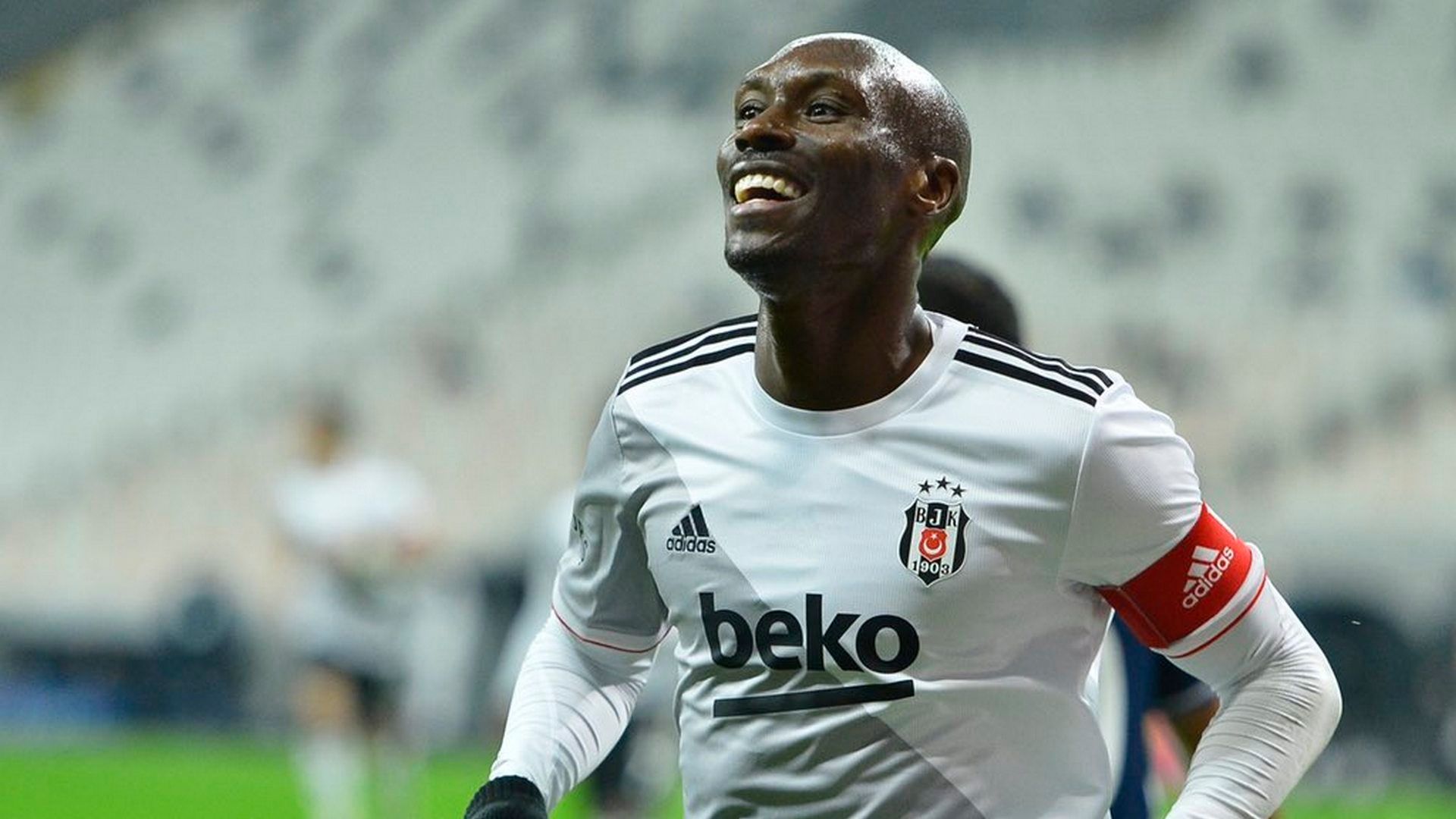 Atiba Hutchinson Besiktas 2022
