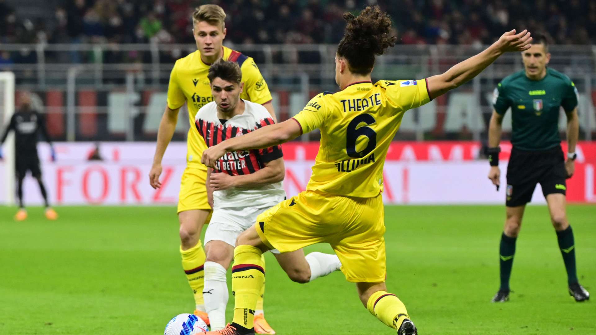 Brahim Diaz Theate Milan Bologna Serie A 04042022