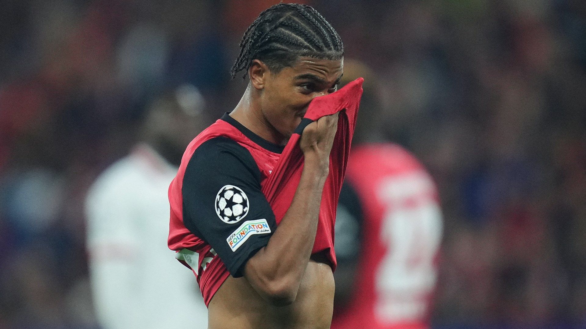 Amine Adli Leverkusen 2024