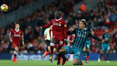 Virgil Van Dijk Southampton Sadio Mane Liverpool
