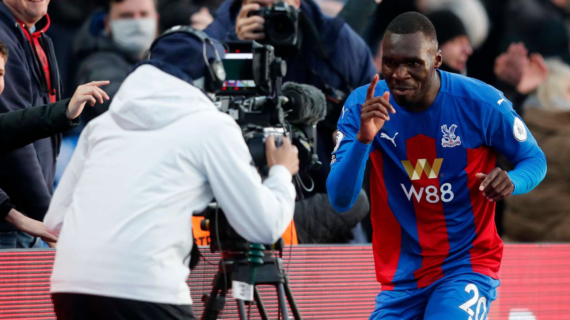 Christian Benteke Crystal Palace vs Arsenal Premier League 2020-21