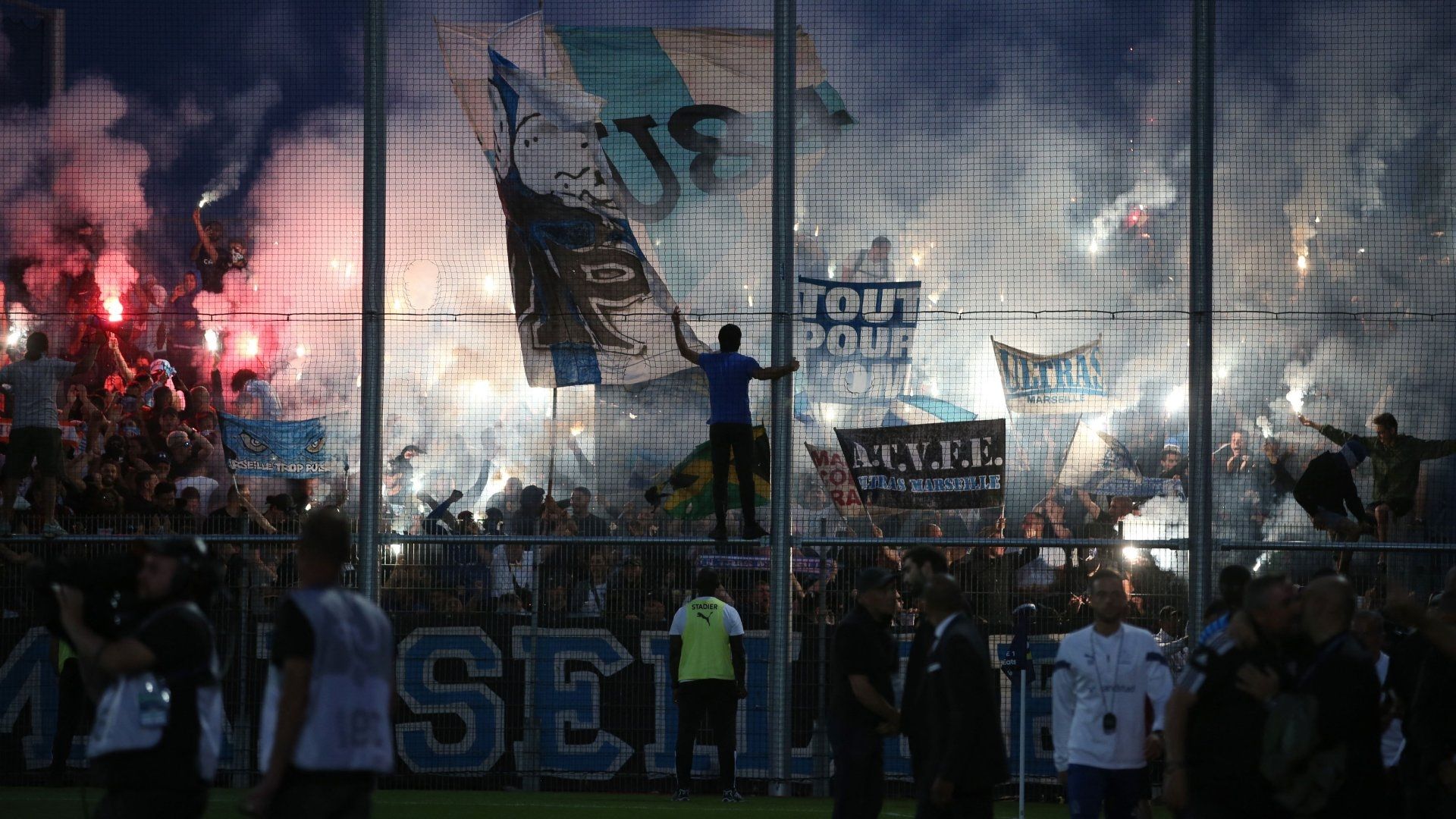 Benfica – OM, Marseille réagit à l’annulation des billets de ses supporters thumbnail