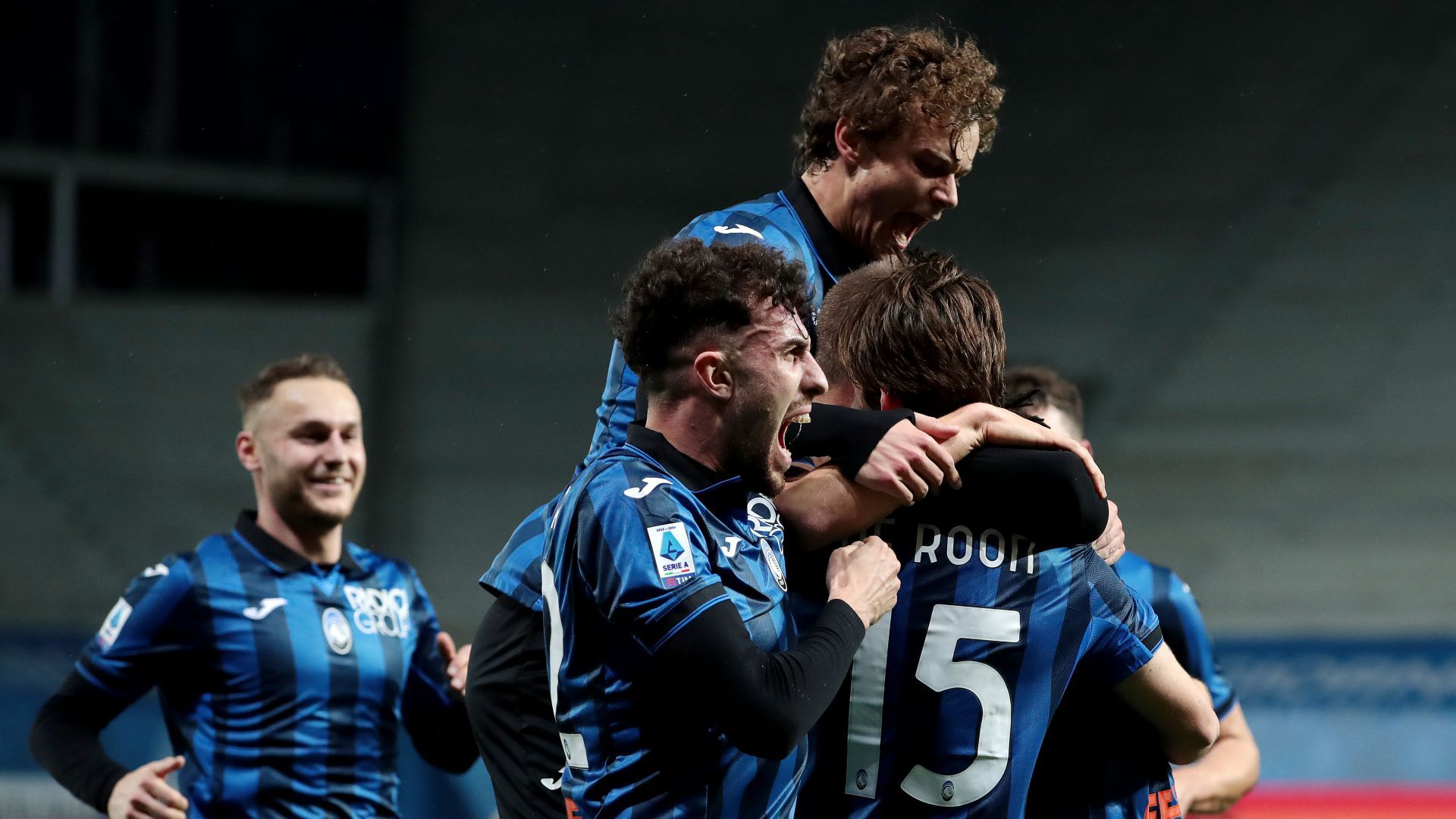 Atalanta players celebrating Atalanta Bologna Serie A