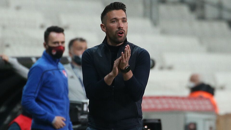 Francesco Farioli Fatih Karagumruk Head Coach