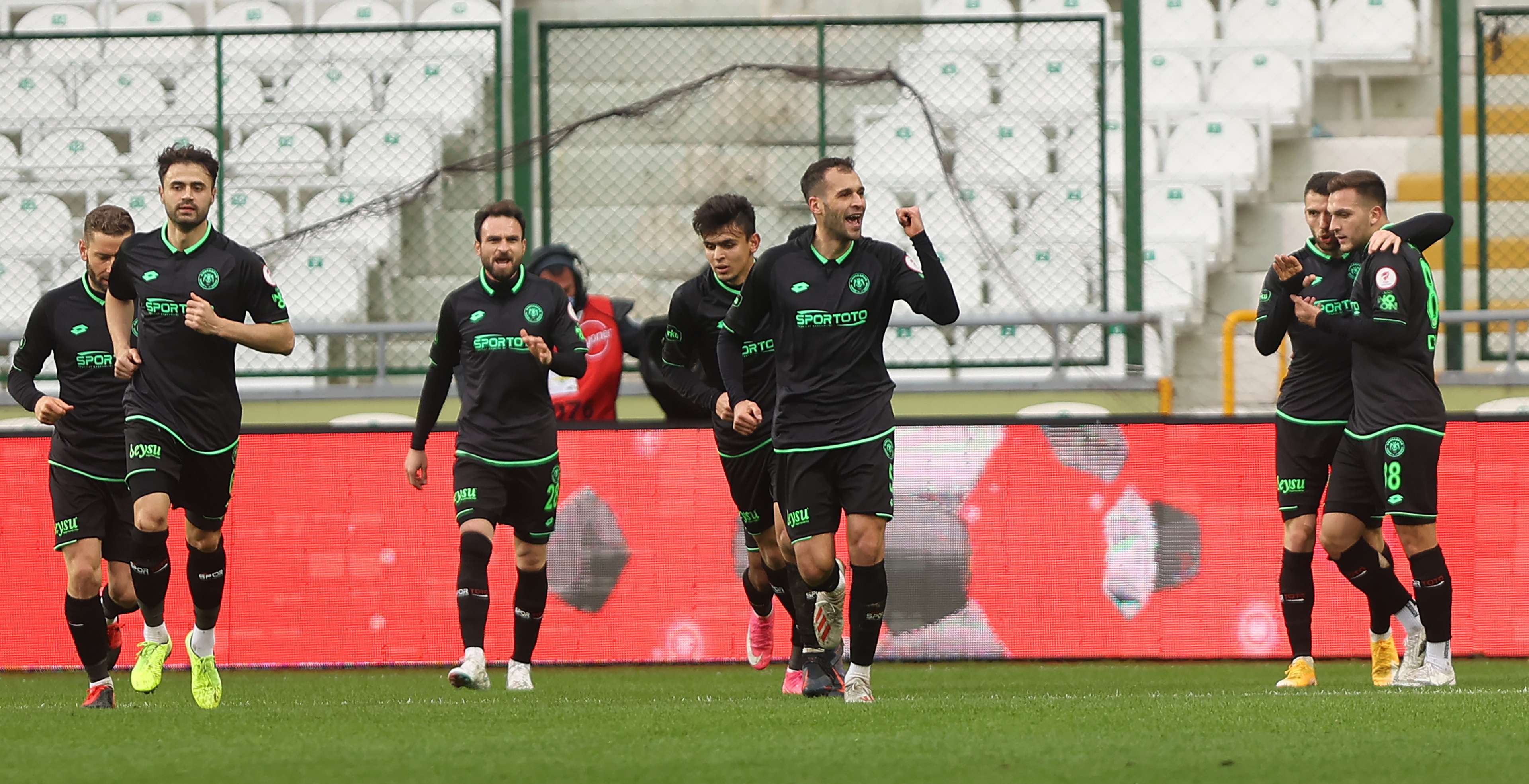 Konyaspor Goal Celebration vs. Gaziantep FK 01/13/21