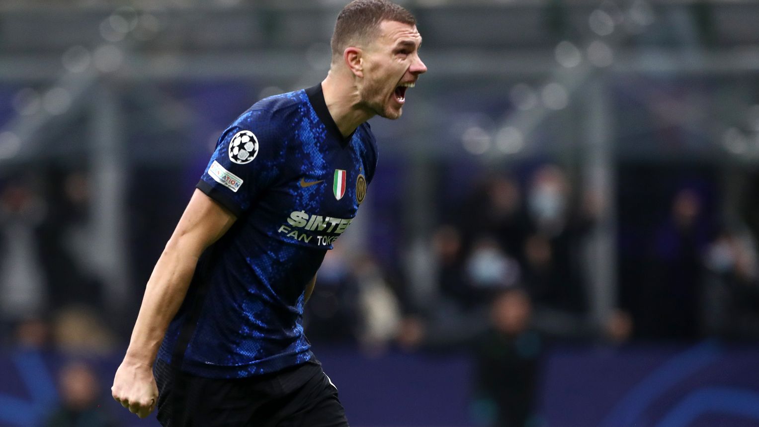 Edin Dzeko celebrate Inter Champions League 2021-22