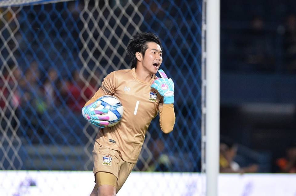 รัตนัย ส่องแสงจันทร์